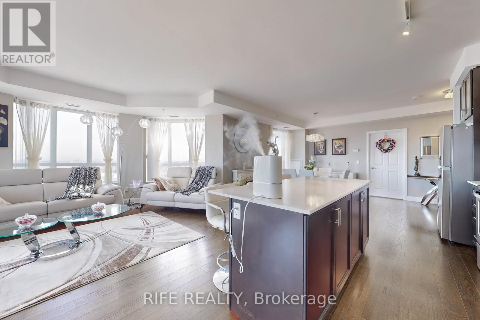 621 - 2480 Prince Michael Drive, Oakville (Jc Joshua Creek), Ontario  L6H 0E9 - Photo 14 - W12167961