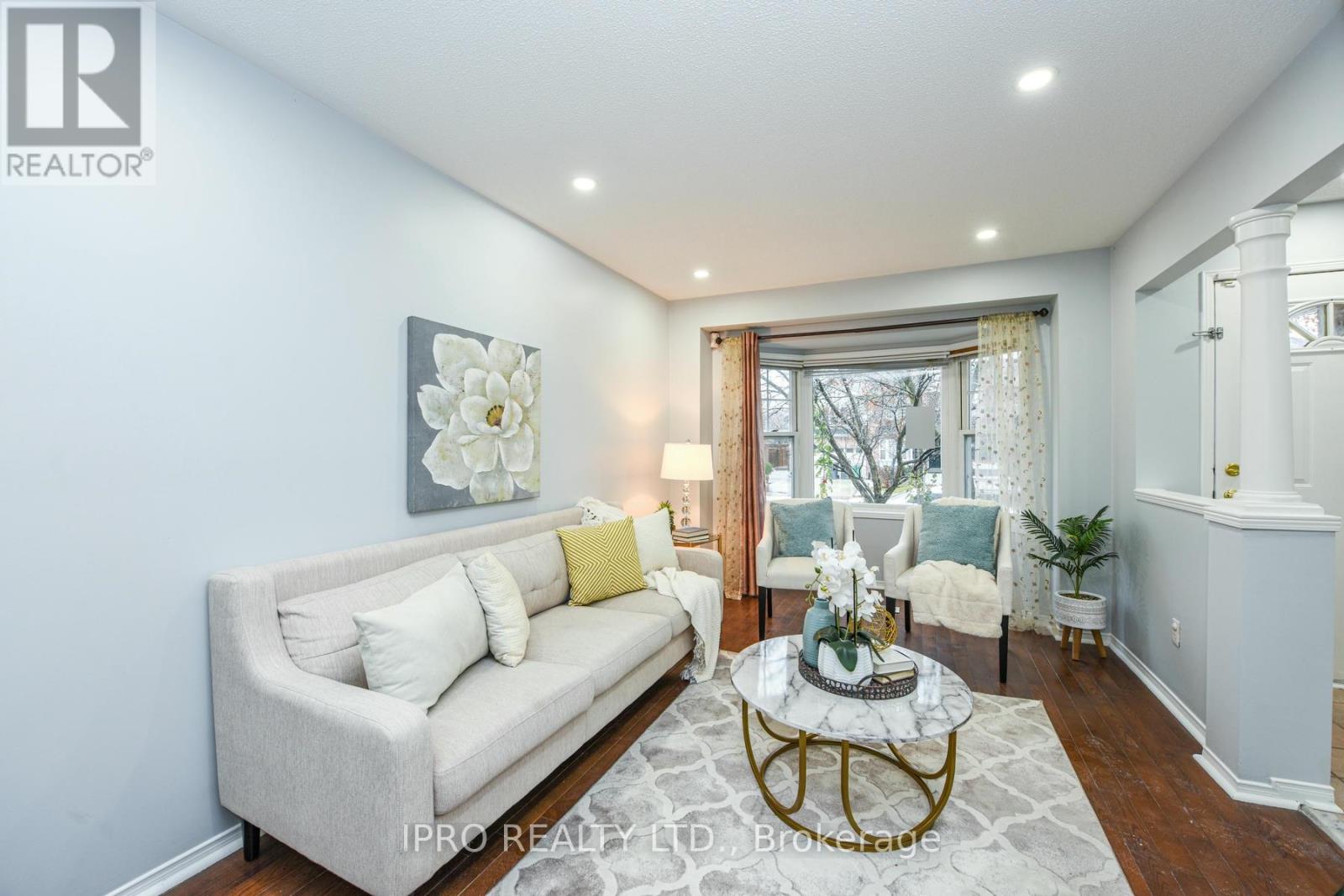 Property at 22 DESERT SAND DRIVE image 4