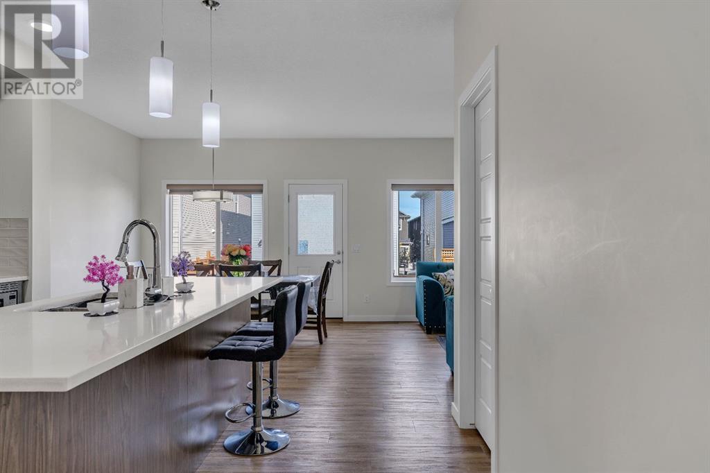 28 Savanna Link Ne, Calgary, Alberta  T3J 2H3 - Photo 9 - A2223172