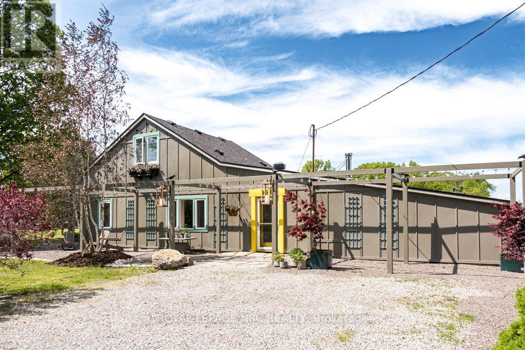 998 RIDGE ROAD, Welland, Ontario