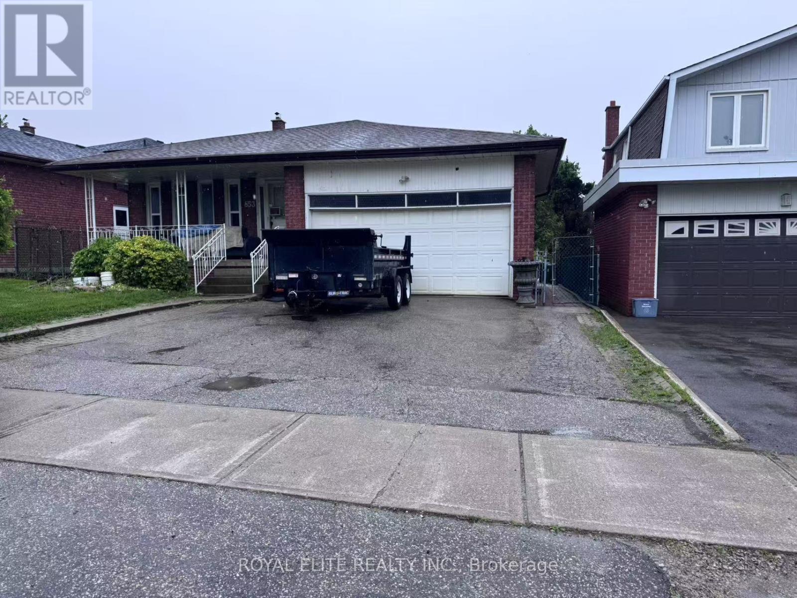 BACK UNIT - 853 HUNTINGWOOD DRIVE, Toronto, Ontario