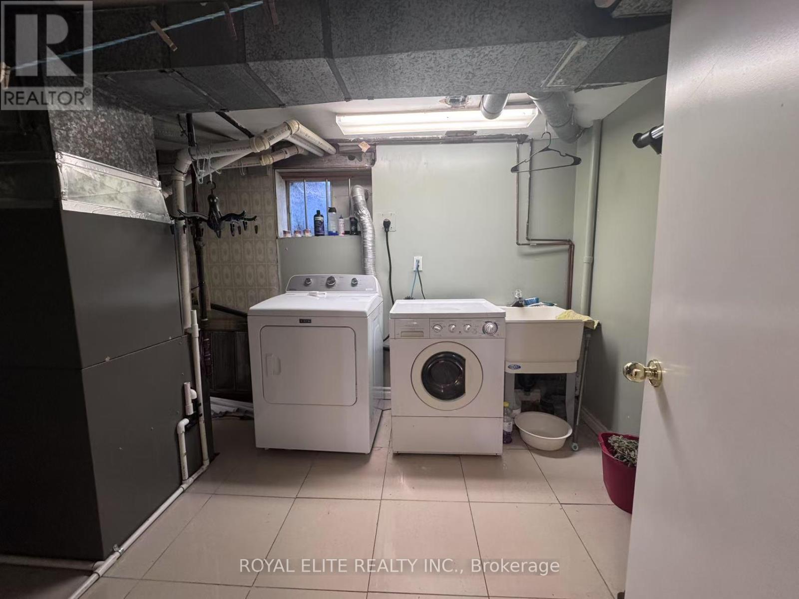 Back Unit - 853 Huntingwood Drive, Toronto, Ontario  M1T 3L7 - Photo 17 - E12165672