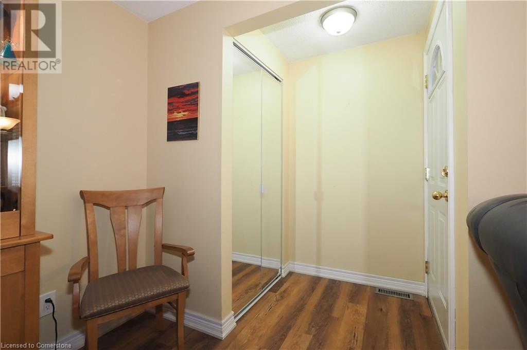 285 Sandowne Drive Unit# 33, Waterloo, Ontario  N2K 2C1 - Photo 3 - 40730198