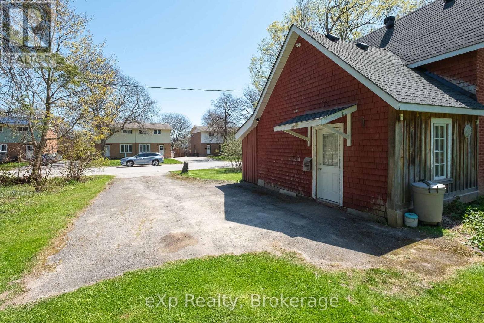 1604 8th Avenue W, Georgian Bluffs, Ontario  N4K 6B2 - Photo 28 - X12168053