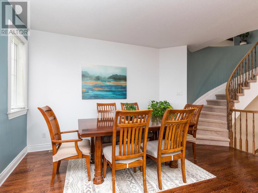 72 Castle Glen Crescent, Ottawa, Ontario  K2L 4H1 - Photo 13 - X12168040