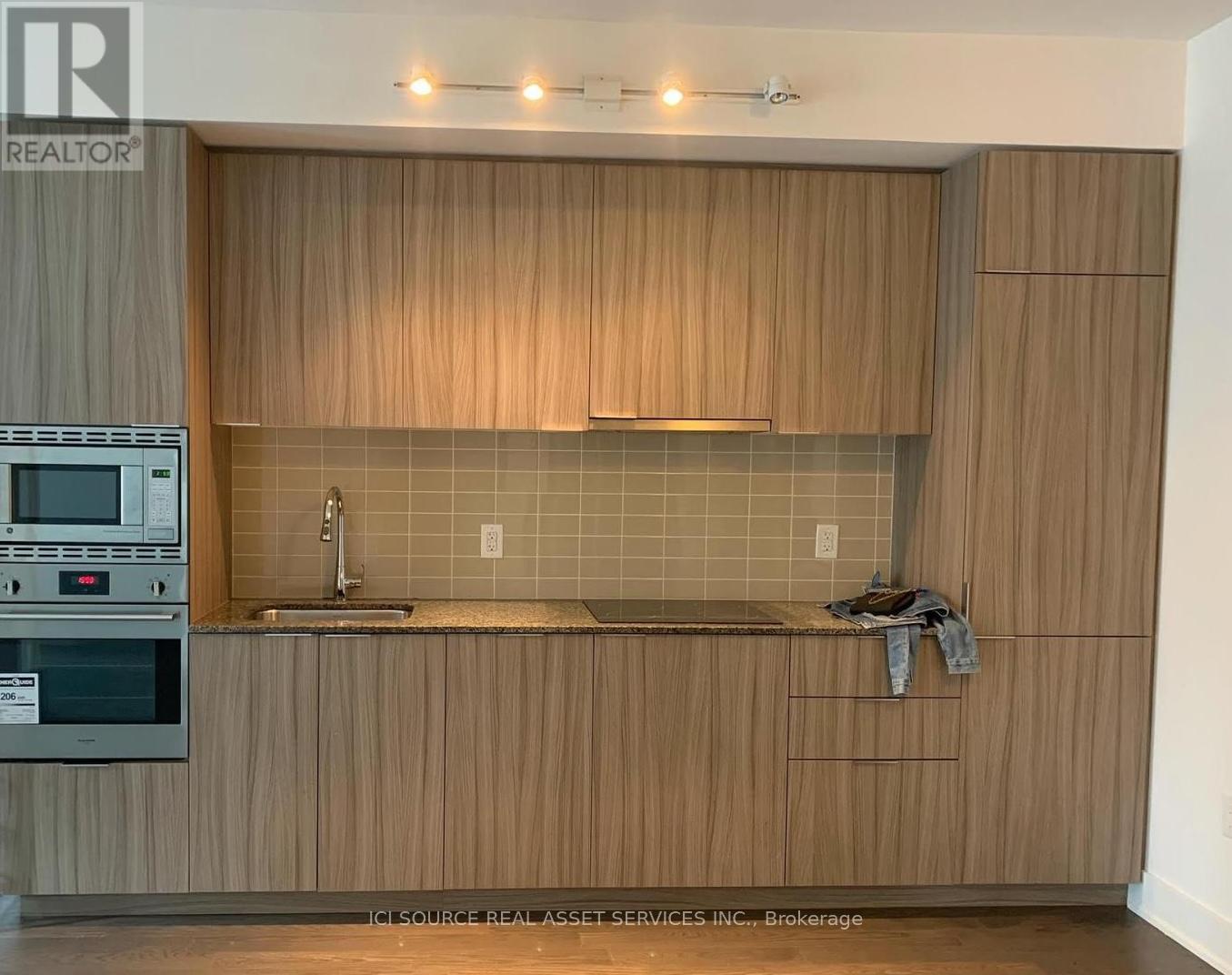 611 - 955 Bay Street, Toronto, Ontario  M5S 0C6 - Photo 8 - C12168067