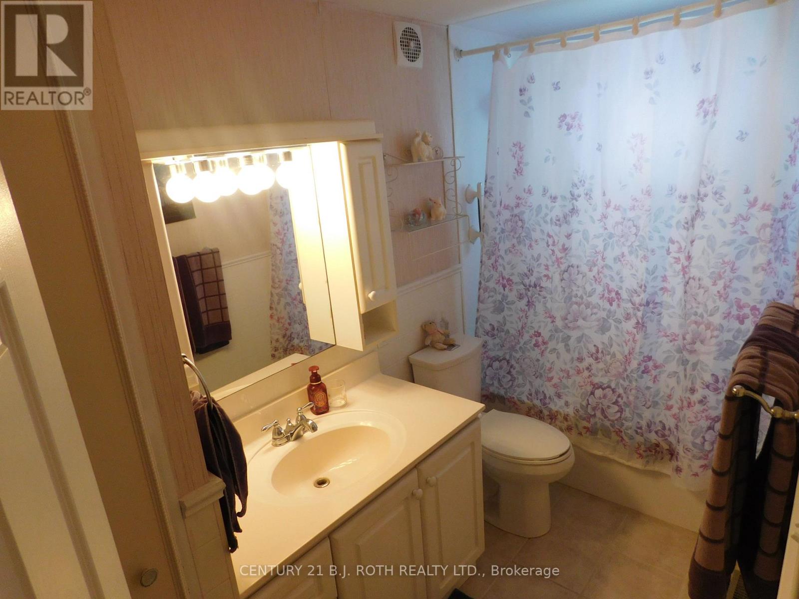 2 Mimosa Drive, Innisfil, Ontario  L9S 1R2 - Photo 30 - N12168037