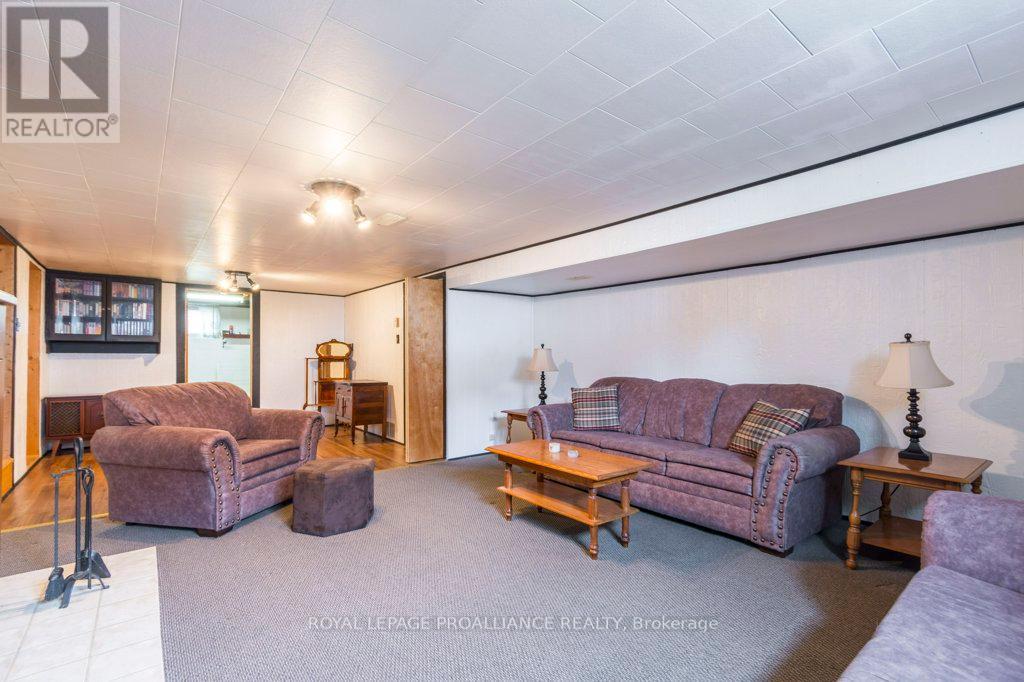 526 Glen Miller Road, Quinte West, Ontario  K8V 0B3 - Photo 18 - X12168081
