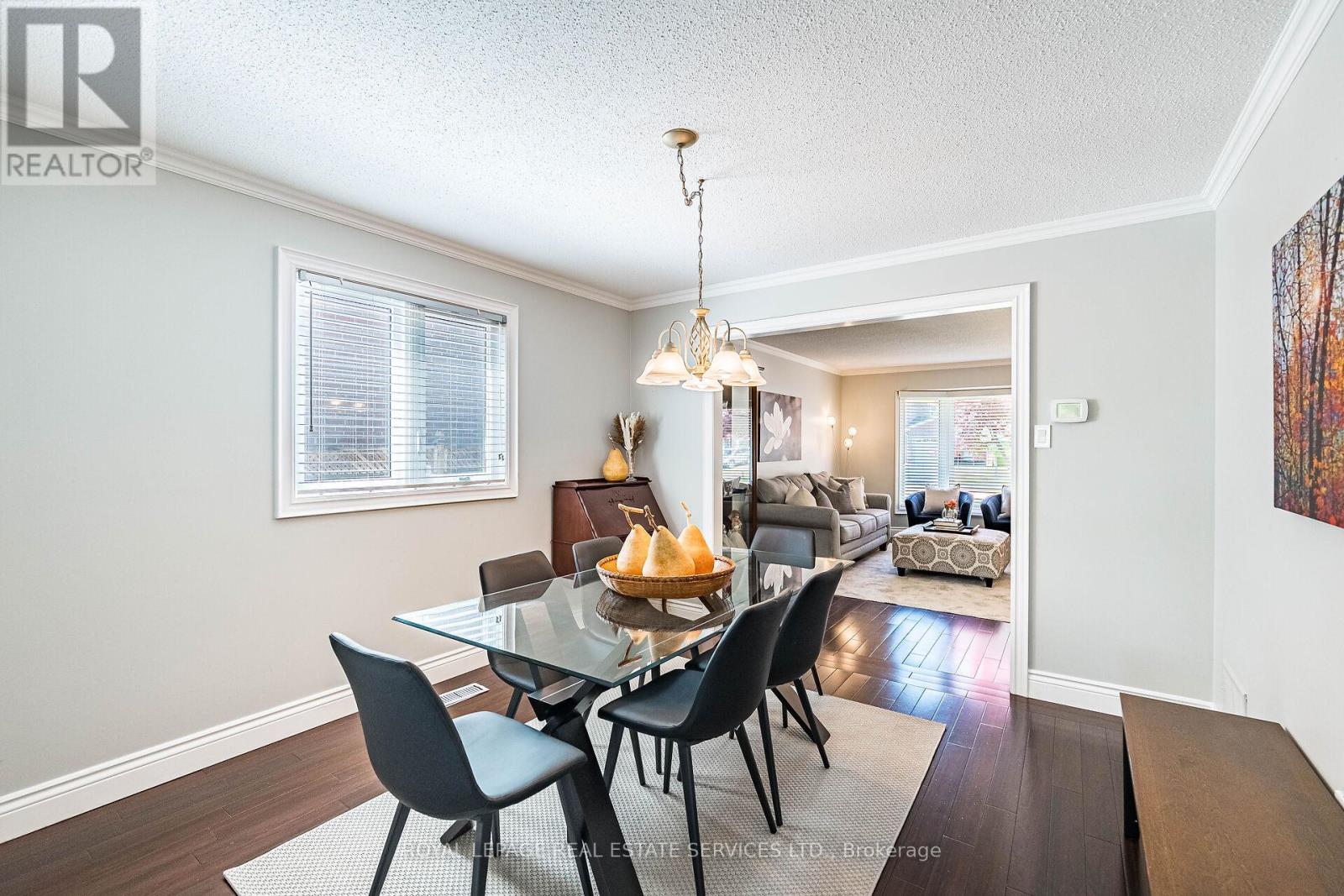 1532 Lovelady Crescent, Mississauga (Rathwood), Ontario  L4W 2Z1 - Photo 12 - W12168035