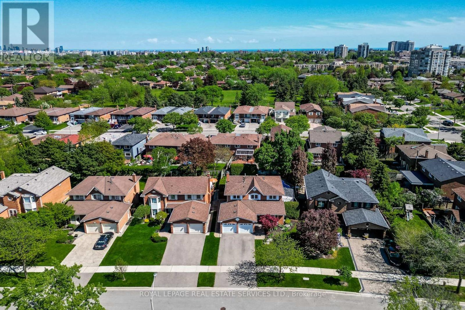 1532 Lovelady Crescent, Mississauga (Rathwood), Ontario  L4W 2Z1 - Photo 49 - W12168035