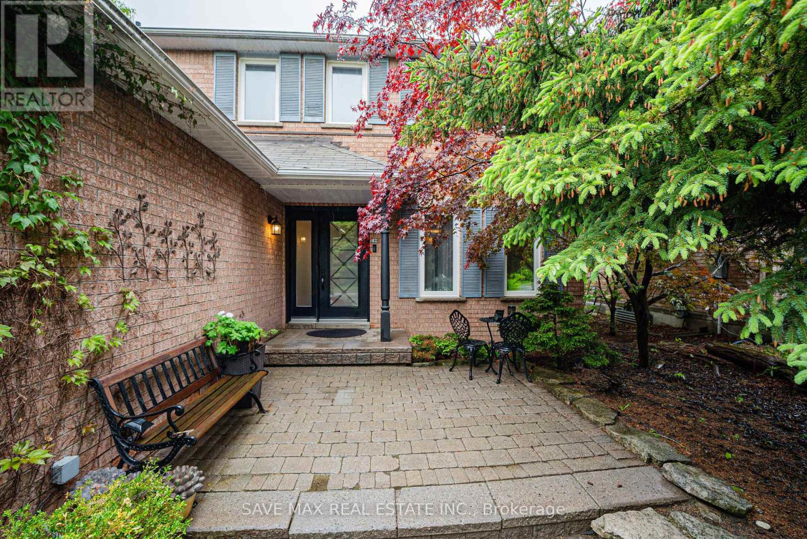 62 Laurelcrest Street, Brampton, Ontario  L6S 5W3 - Photo 2 - W12168057