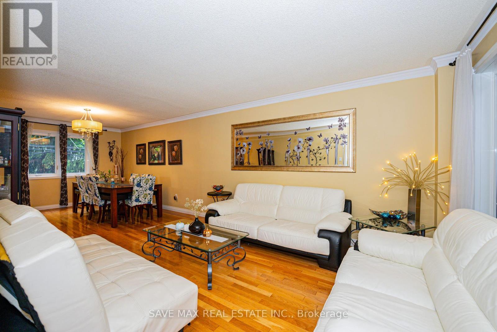 62 Laurelcrest Street, Brampton, Ontario  L6S 5W3 - Photo 4 - W12168057