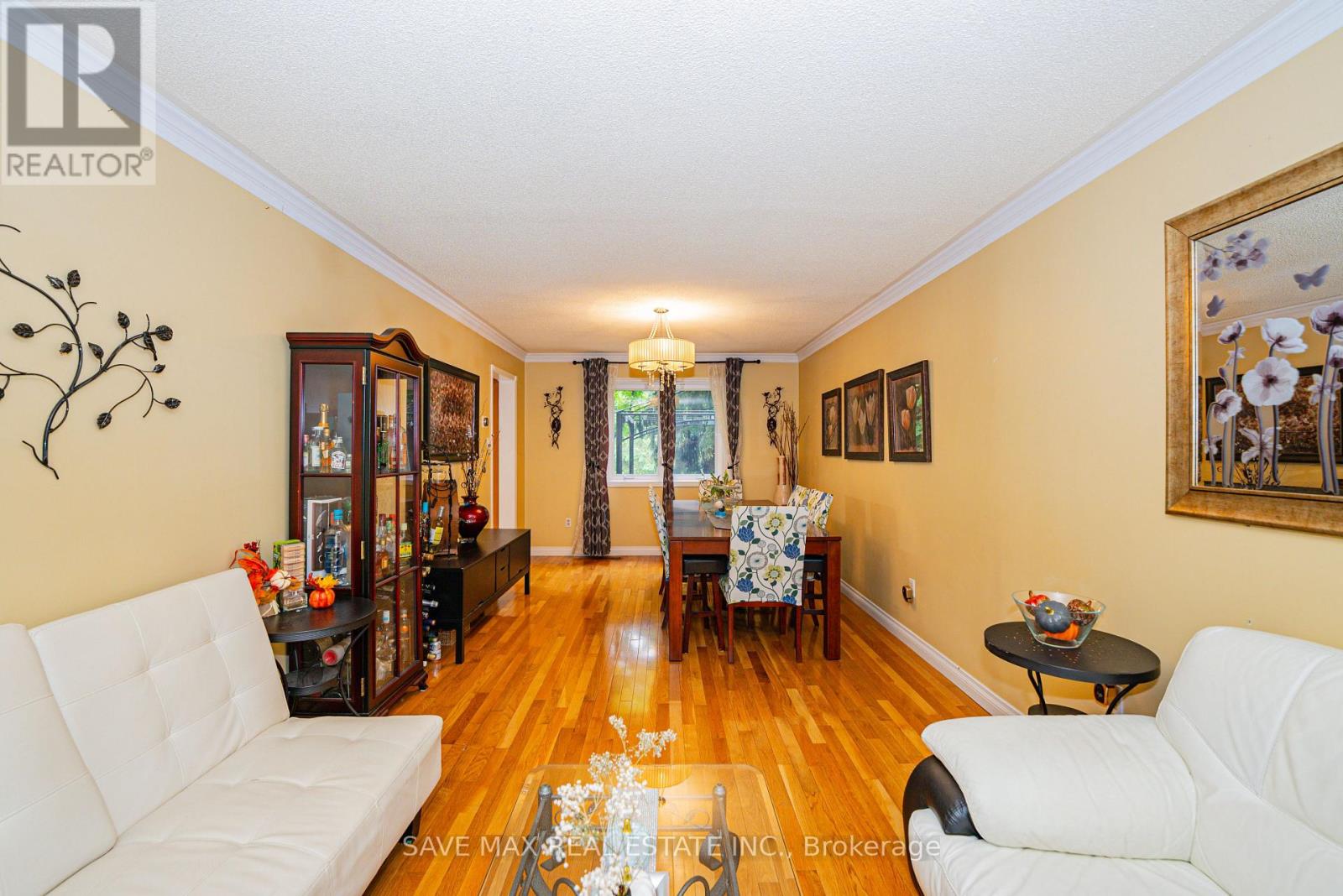 62 Laurelcrest Street, Brampton, Ontario  L6S 5W3 - Photo 5 - W12168057