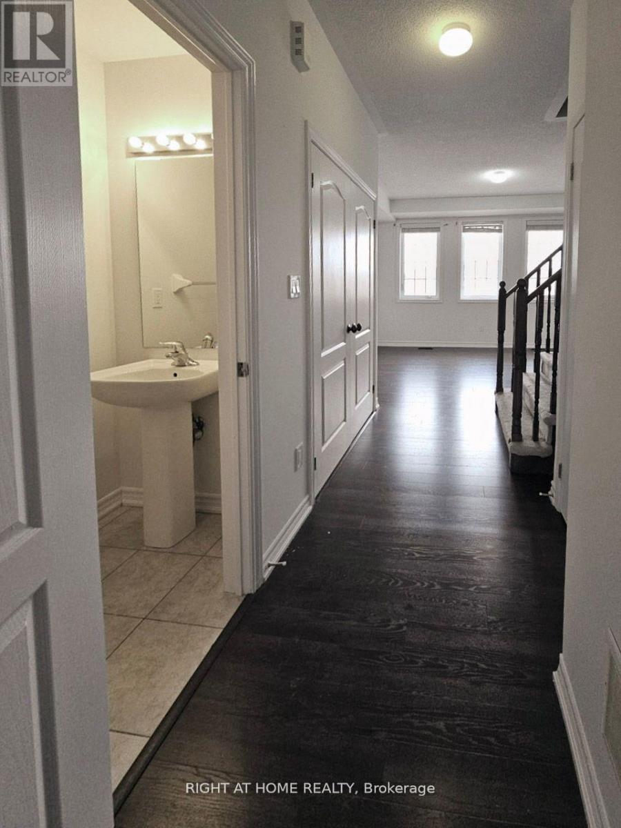 Upper - 11 Telegraph Street, Brampton, Ontario  L6Z 0H9 - Photo 18 - W12168066