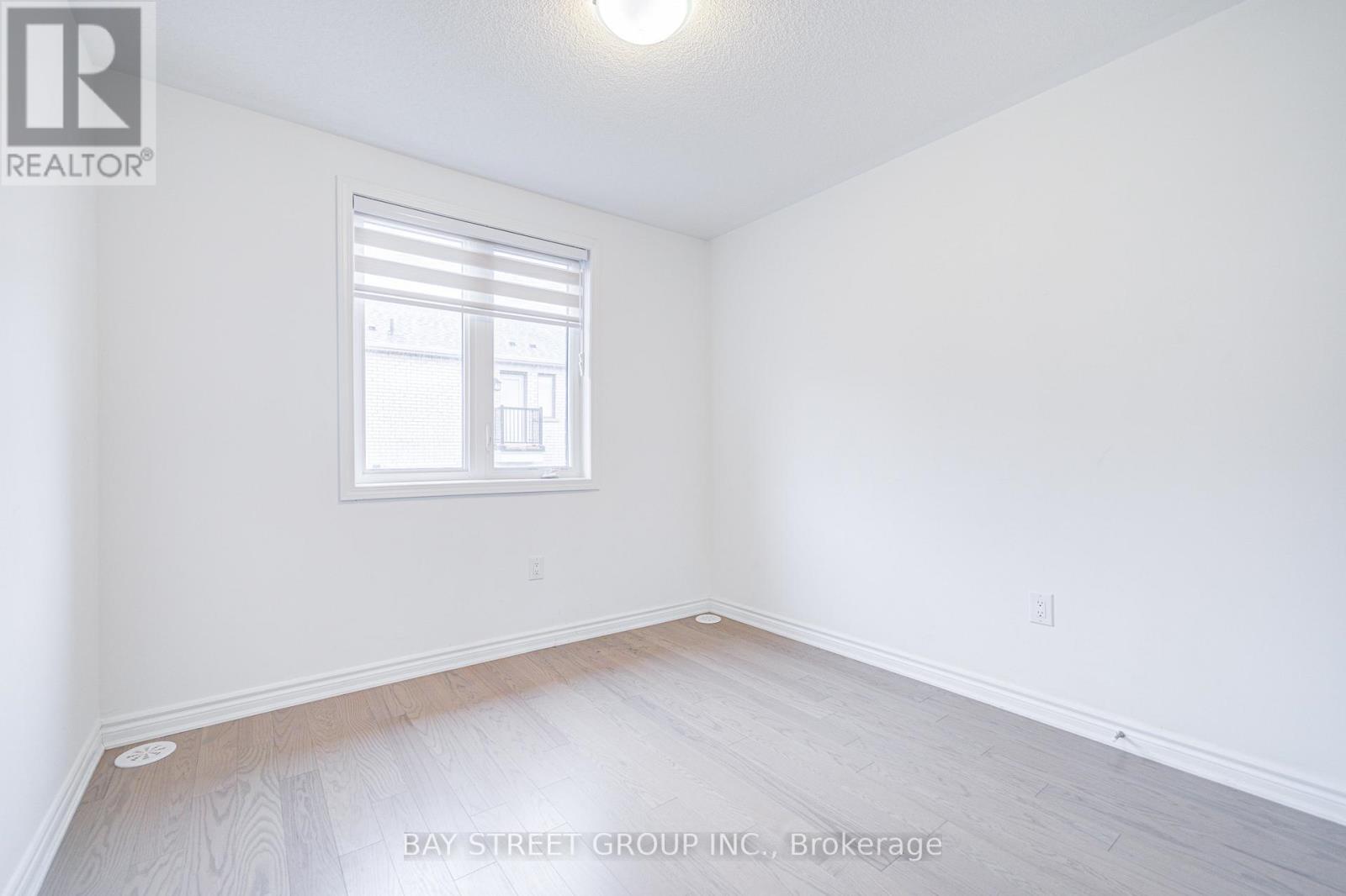 4041 Saida Street, Mississauga, Ontario  L5M 2S8 - Photo 15 - W12168068
