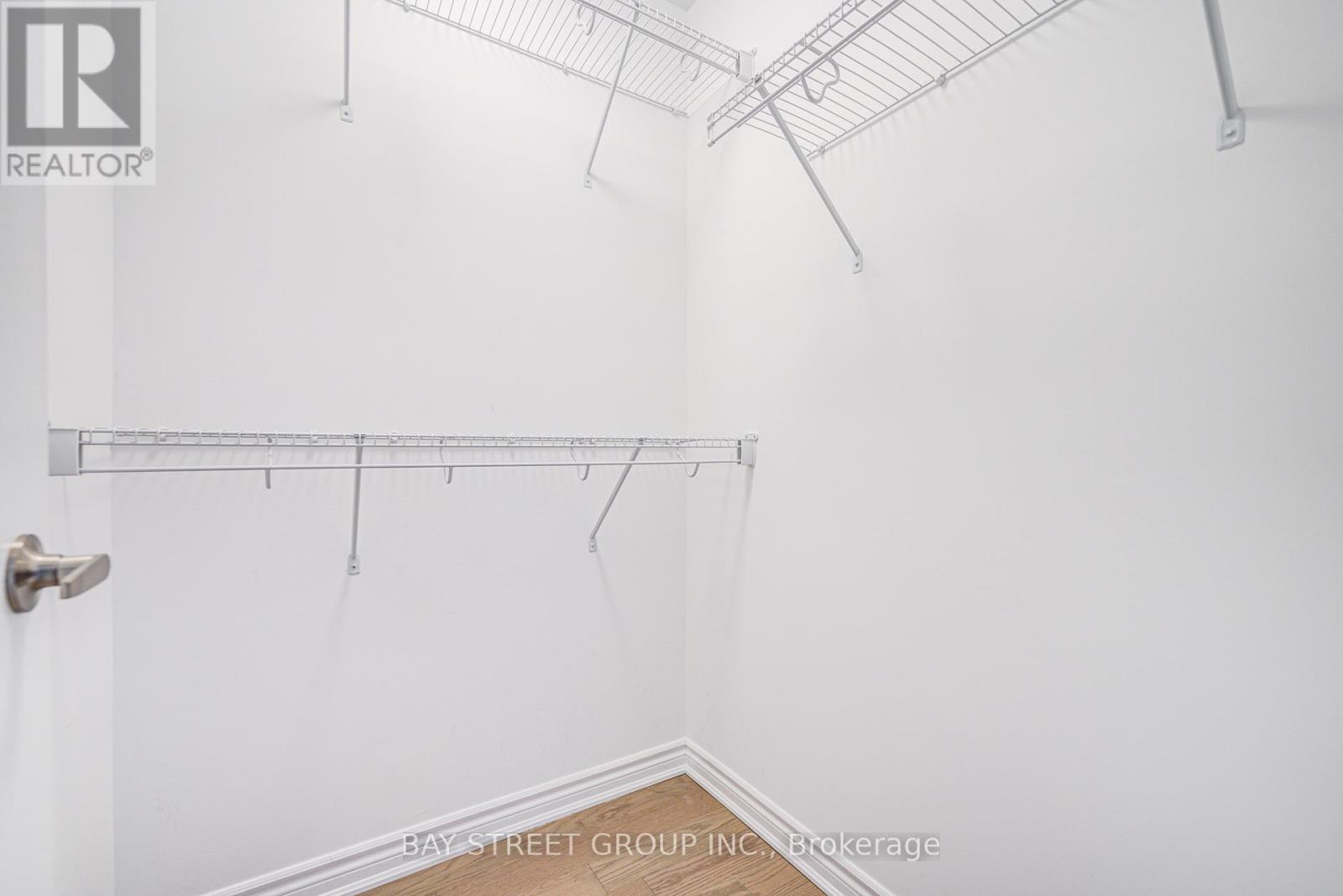 4041 Saida Street, Mississauga, Ontario  L5M 2S8 - Photo 24 - W12168068