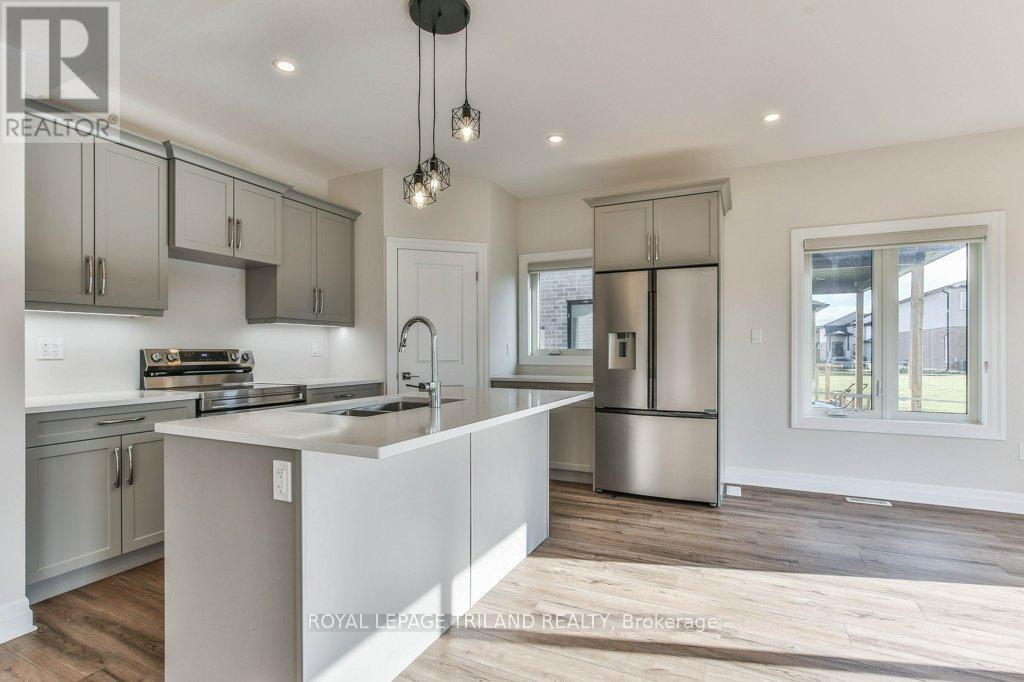 83 Greene Street, South Huron, Ontario  N0M 1S2 - Photo 12 - X12168087