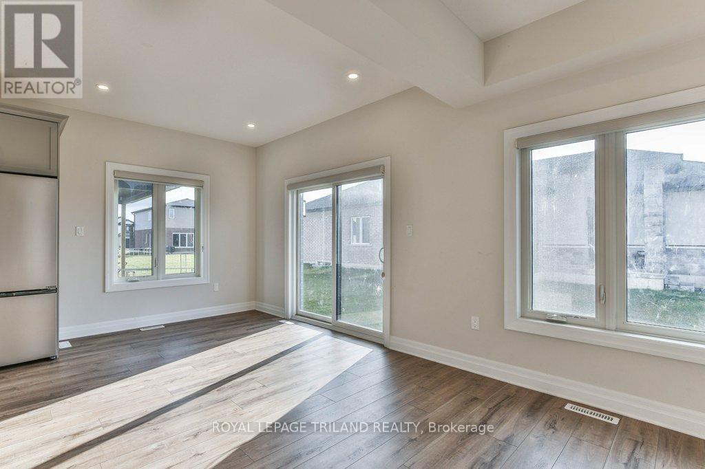 83 Greene Street, South Huron, Ontario  N0M 1S2 - Photo 17 - X12168087