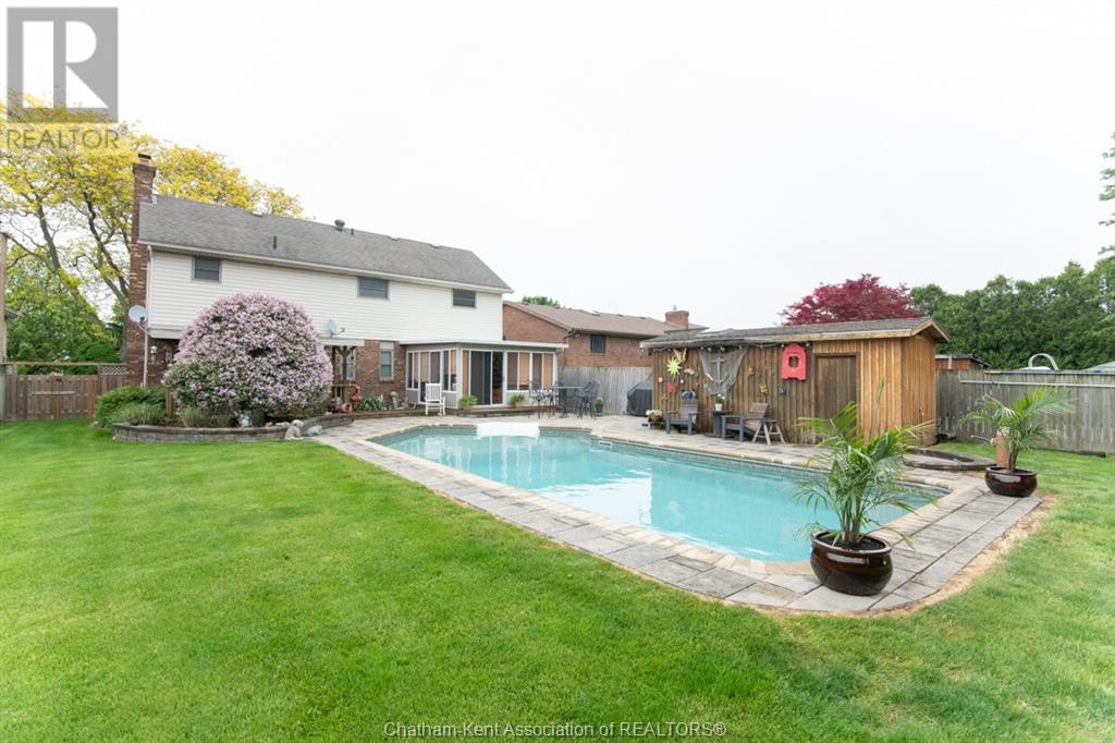 Property at 30 ORANGEWOOD BOULEVARD image 2