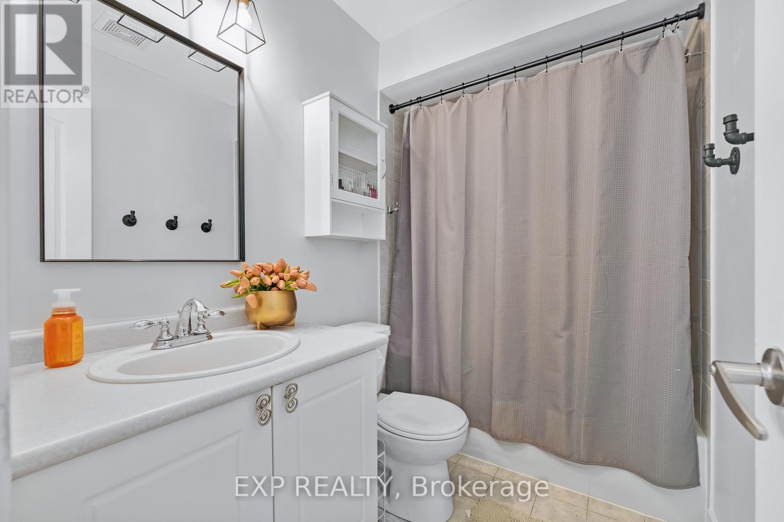 91 Mainprize Crescent, East Gwillimbury, Ontario  L0G 1M0 - Photo 20 - N12168082