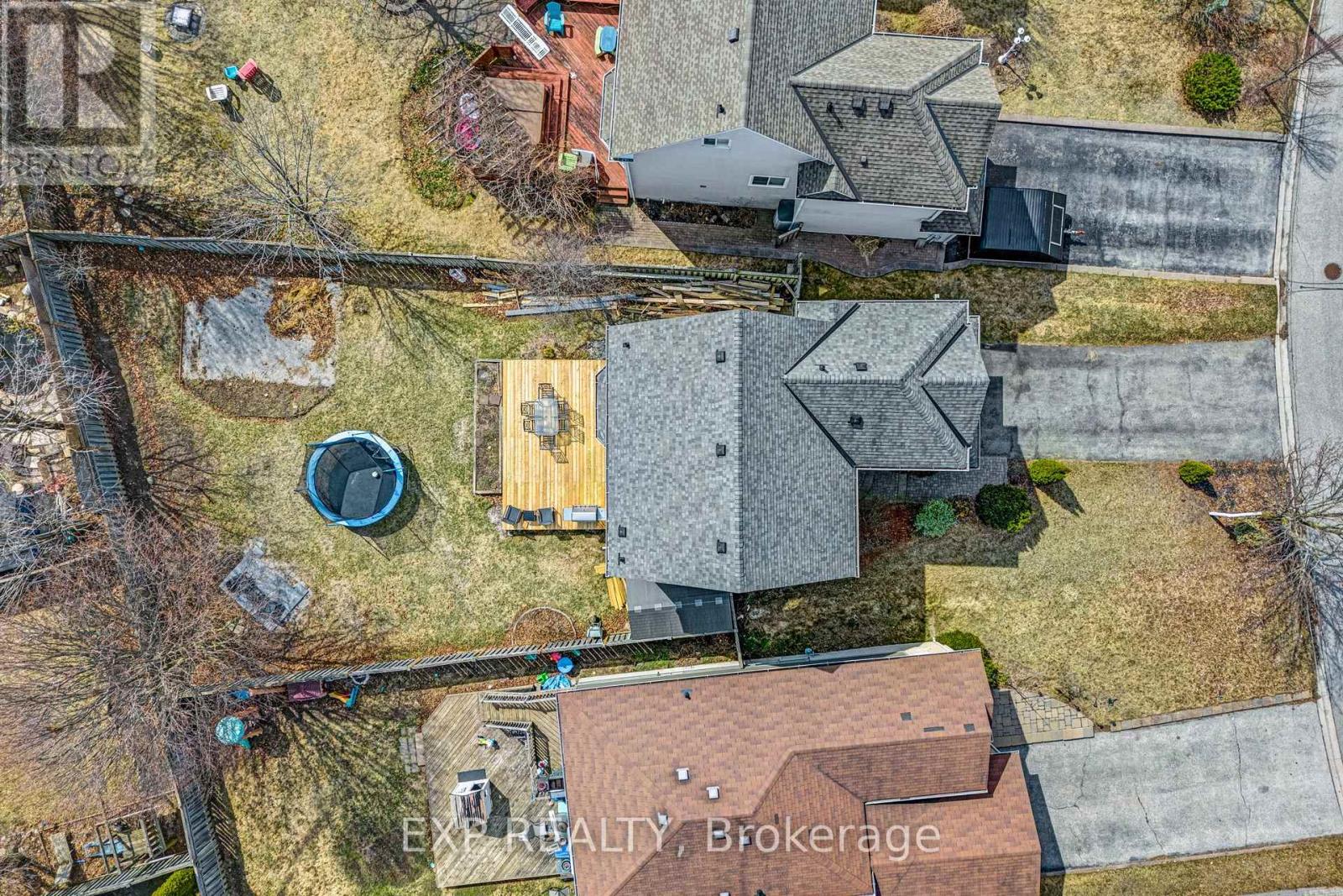 91 Mainprize Crescent, East Gwillimbury, Ontario  L0G 1M0 - Photo 34 - N12168082