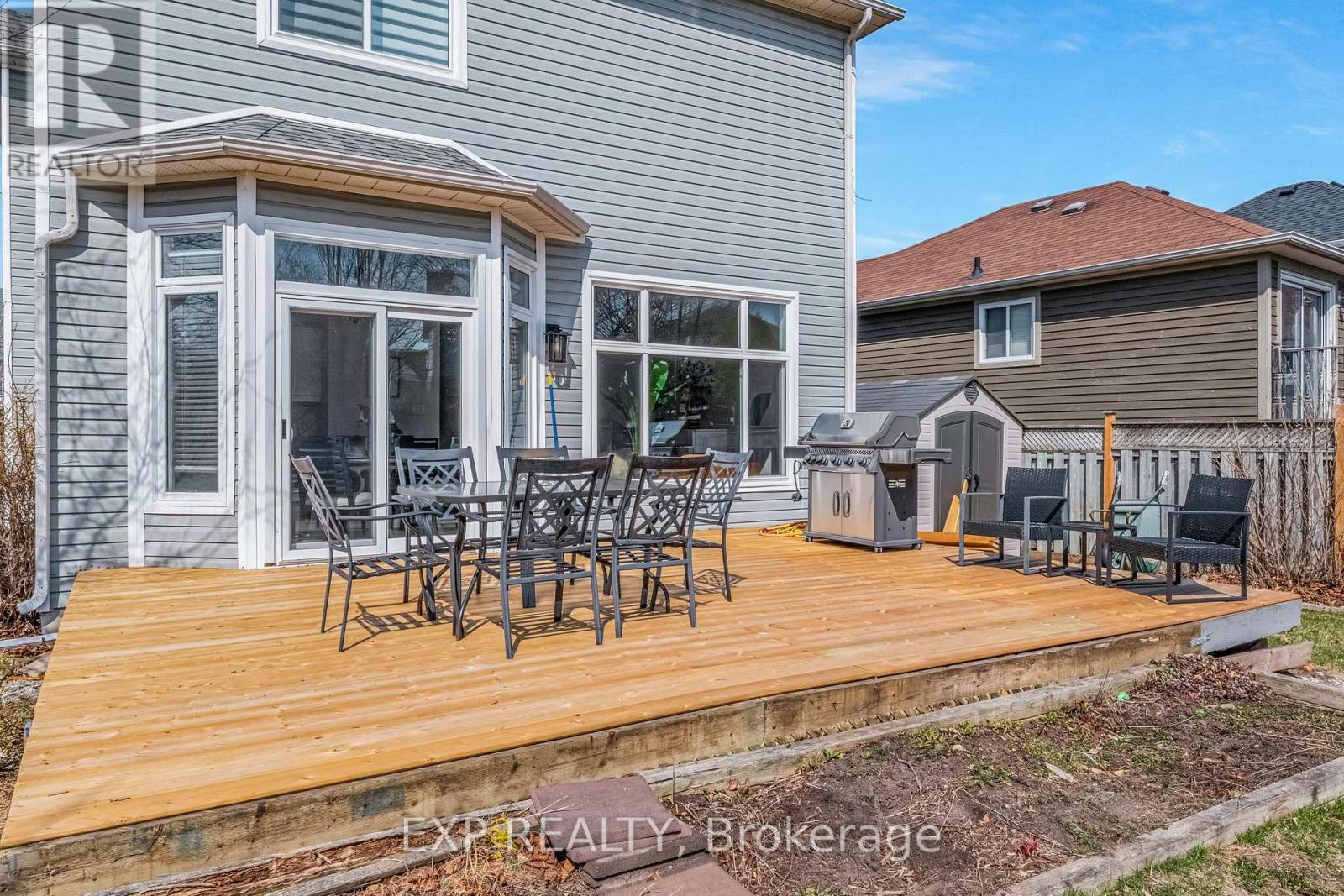 91 Mainprize Crescent, East Gwillimbury, Ontario  L0G 1M0 - Photo 35 - N12168082