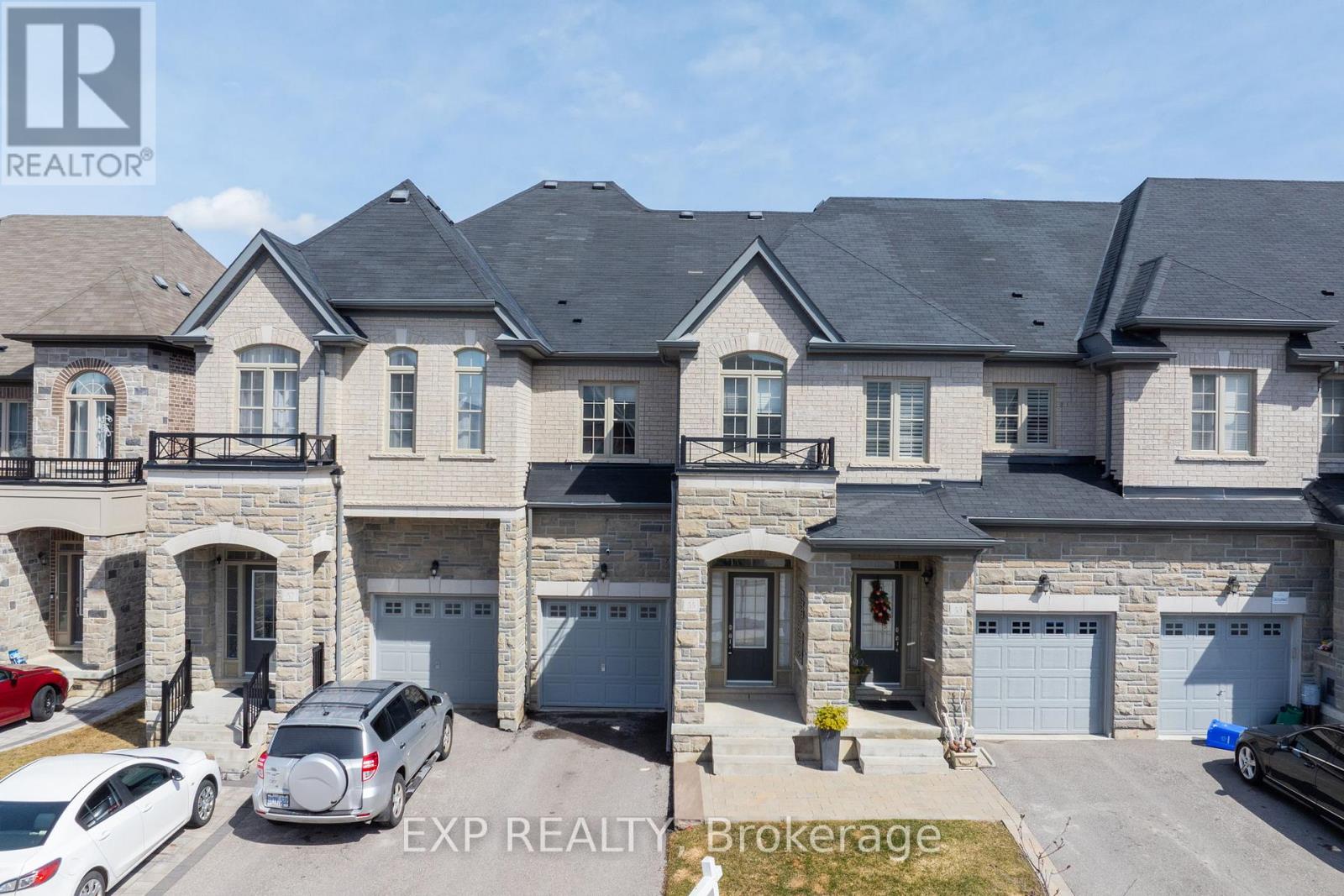 55 Walter Proctor Road, East Gwillimbury, Ontario  L9N 0P1 - Photo 2 - N12168101
