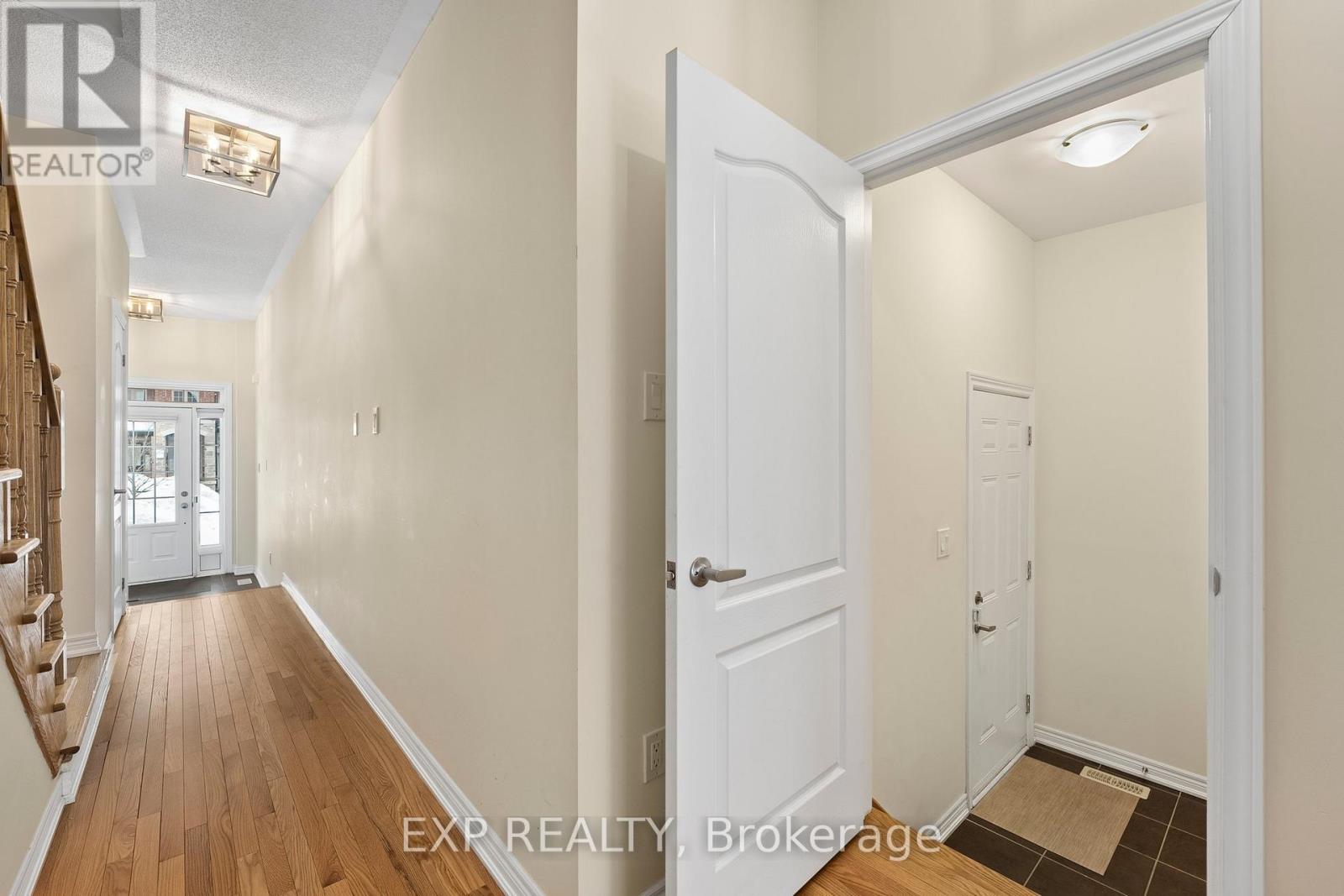 55 Walter Proctor Road, East Gwillimbury, Ontario  L9N 0P1 - Photo 32 - N12168101