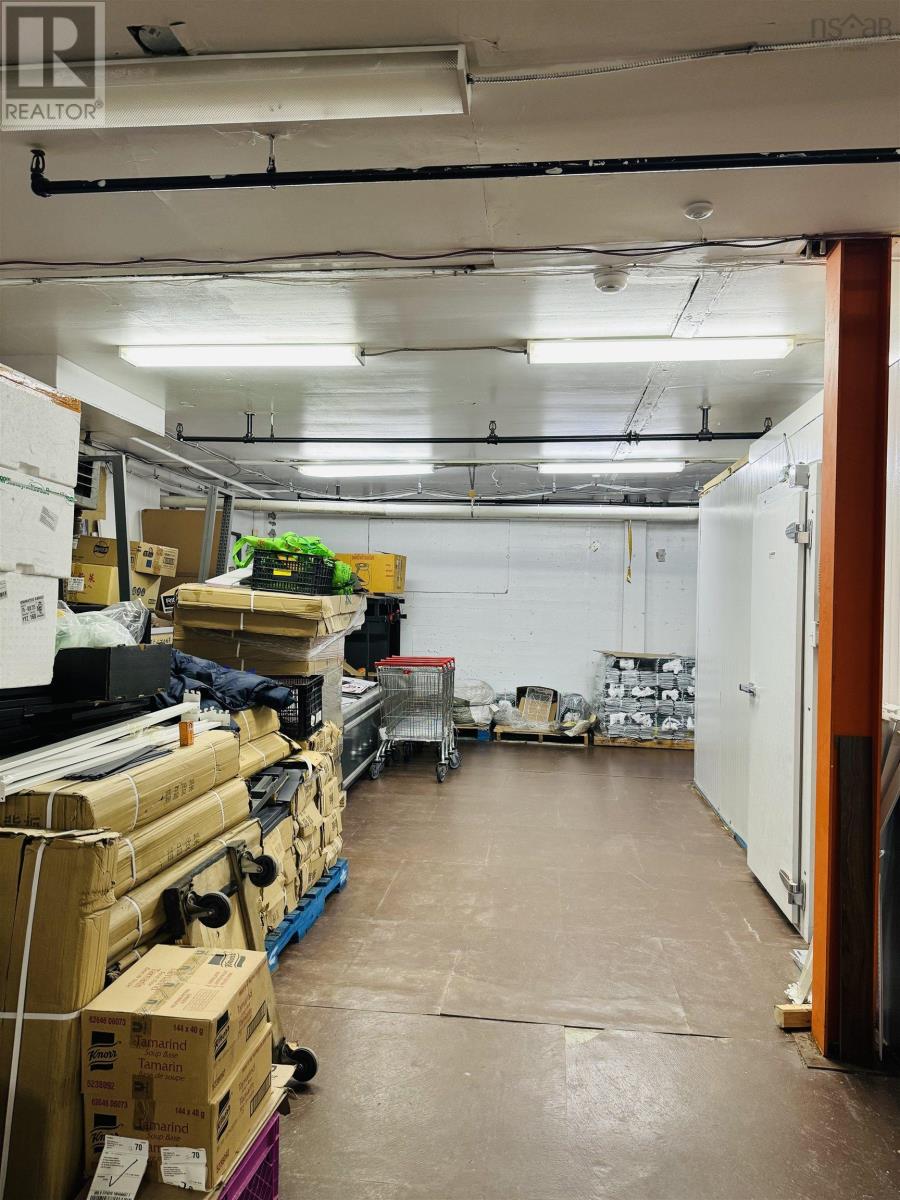 195 Wyse Road, Dartmouth, Nova Scotia  B3A 1N1 - Photo 11 - 202501783