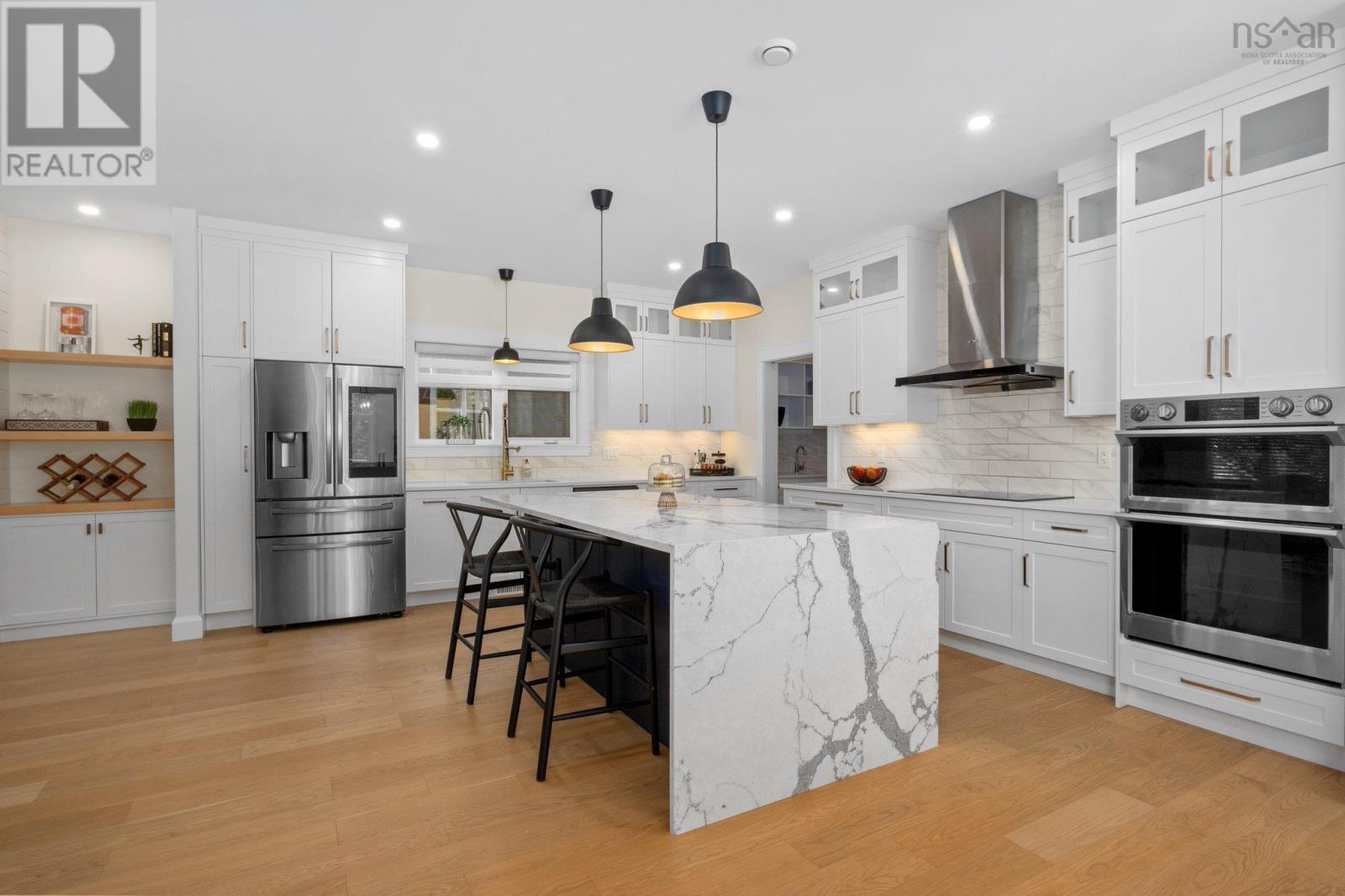 Property at 978 Winwick Road image 4