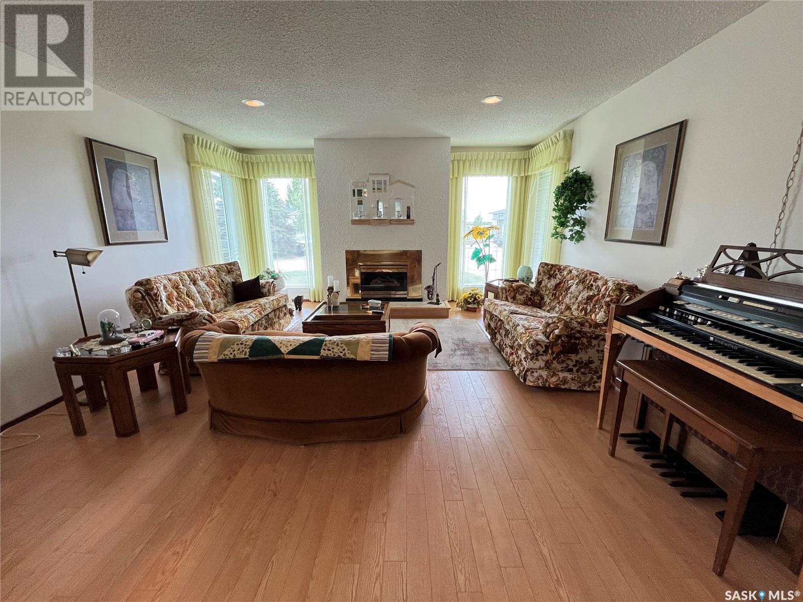 12 Chinook Place, Maple Creek, Saskatchewan  S0N 1N0 - Photo 20 - SK006745