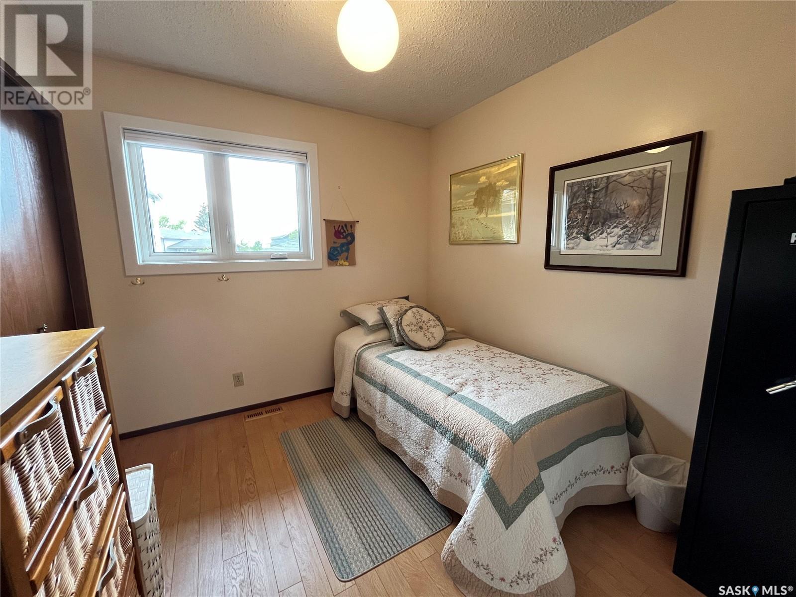 12 Chinook Place, Maple Creek, Saskatchewan  S0N 1N0 - Photo 24 - SK006745