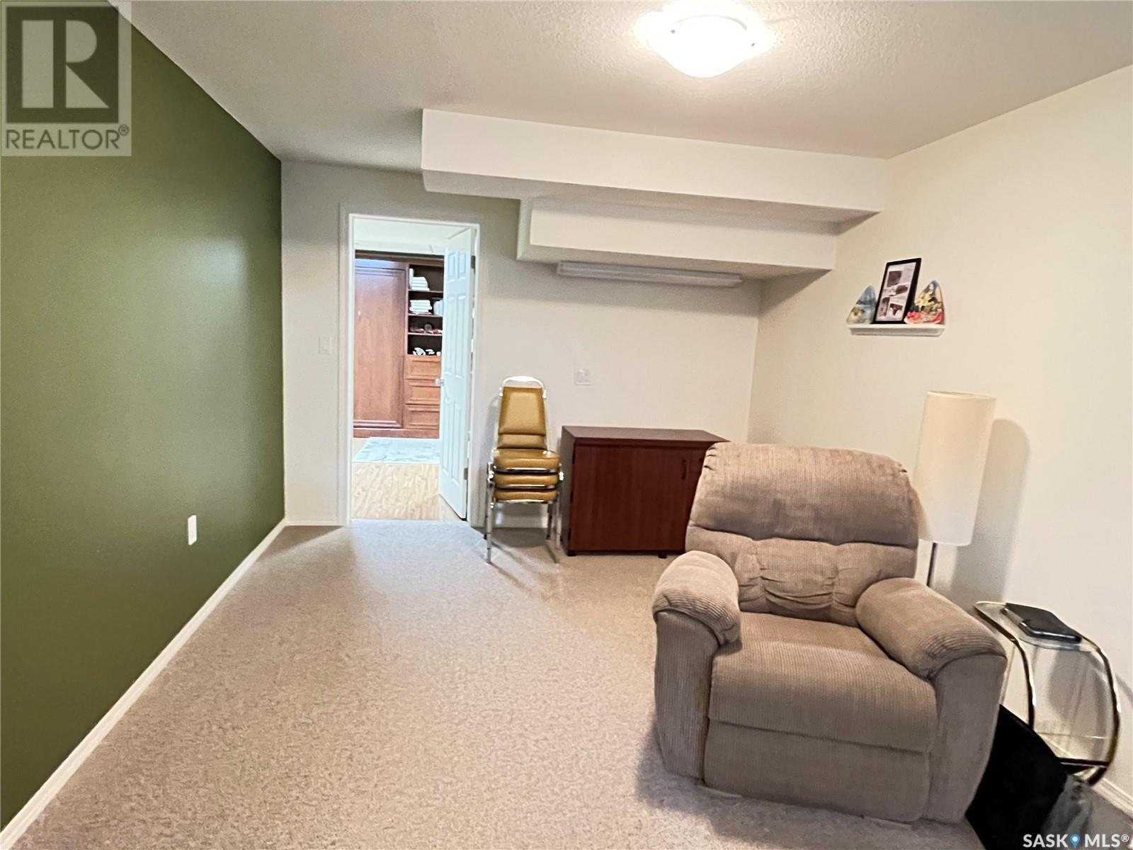 12 Chinook Place, Maple Creek, Saskatchewan  S0N 1N0 - Photo 36 - SK006745