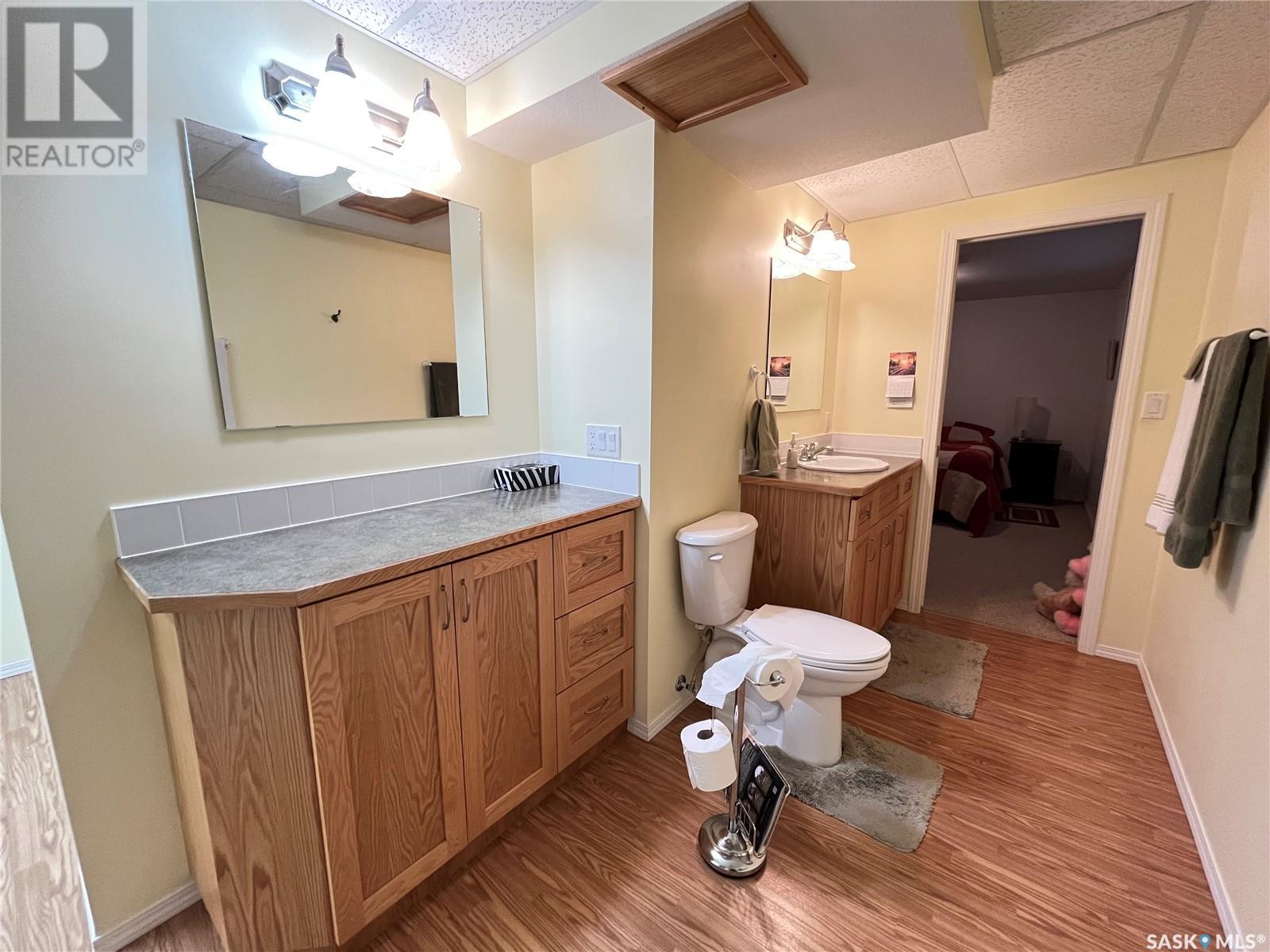 12 Chinook Place, Maple Creek, Saskatchewan  S0N 1N0 - Photo 40 - SK006745