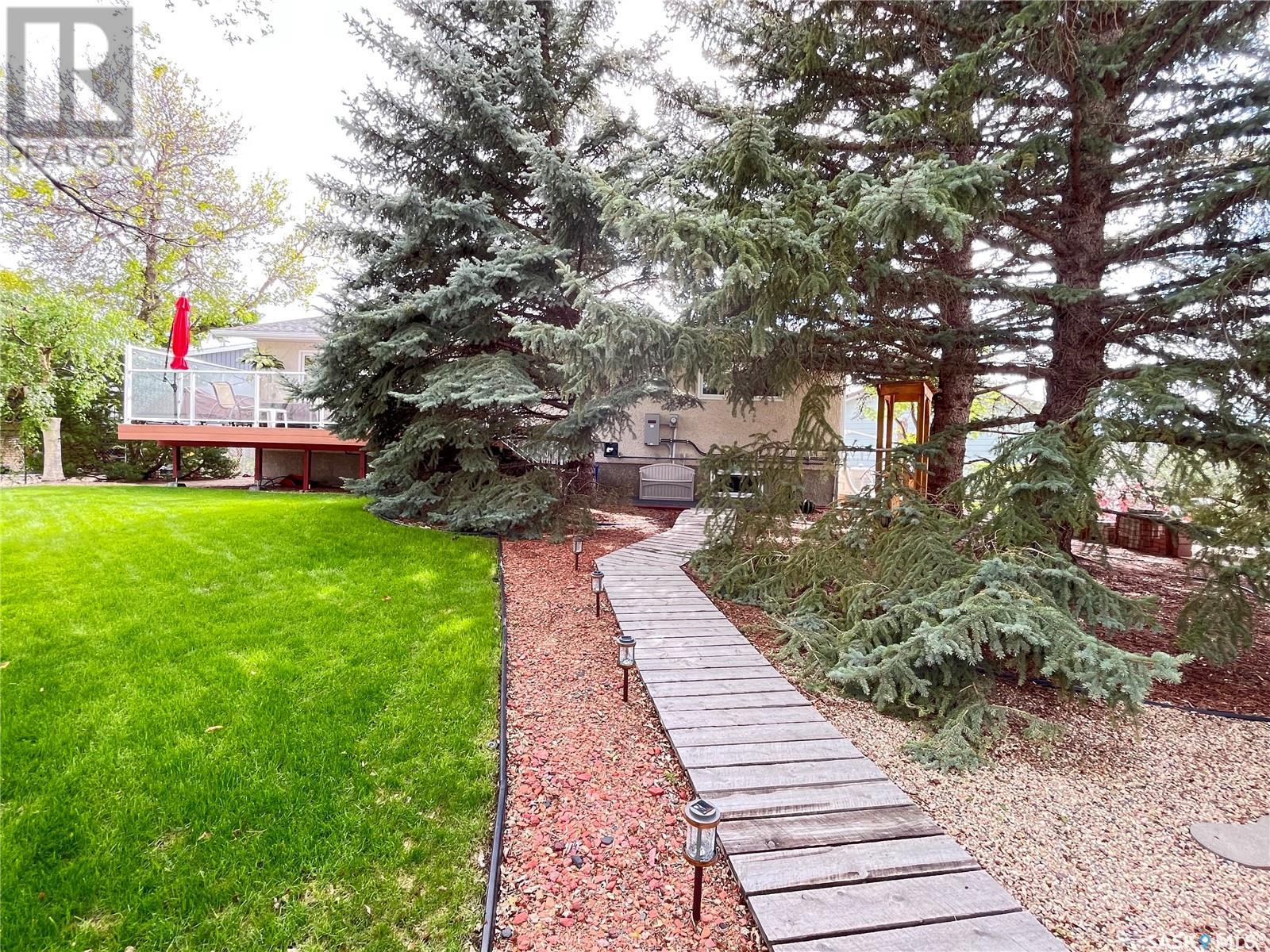 12 Chinook Place, Maple Creek, Saskatchewan  S0N 1N0 - Photo 6 - SK006745