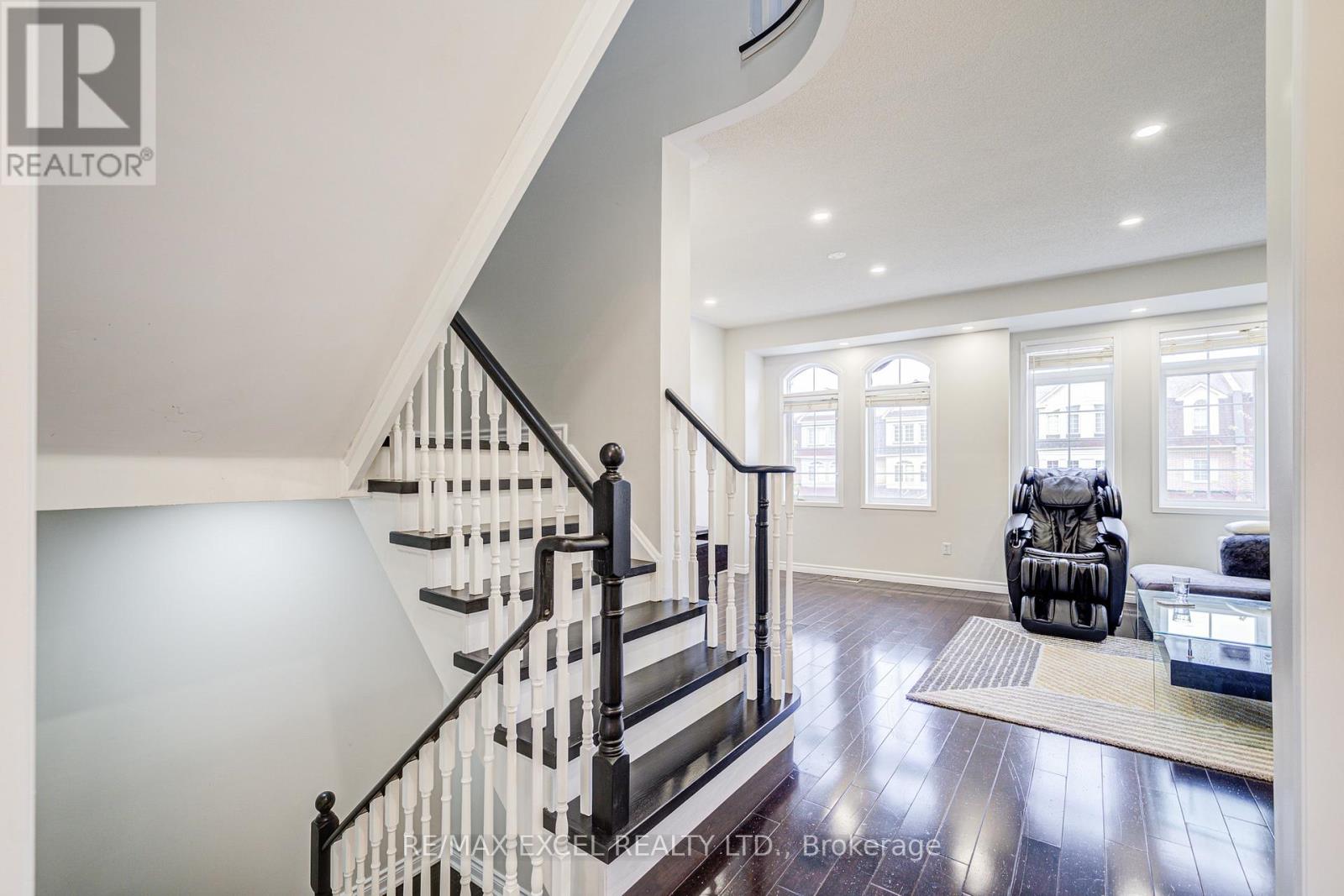 3398 Southwick Street, Mississauga, Ontario  L5M 7L5 - Photo 19 - W12168090