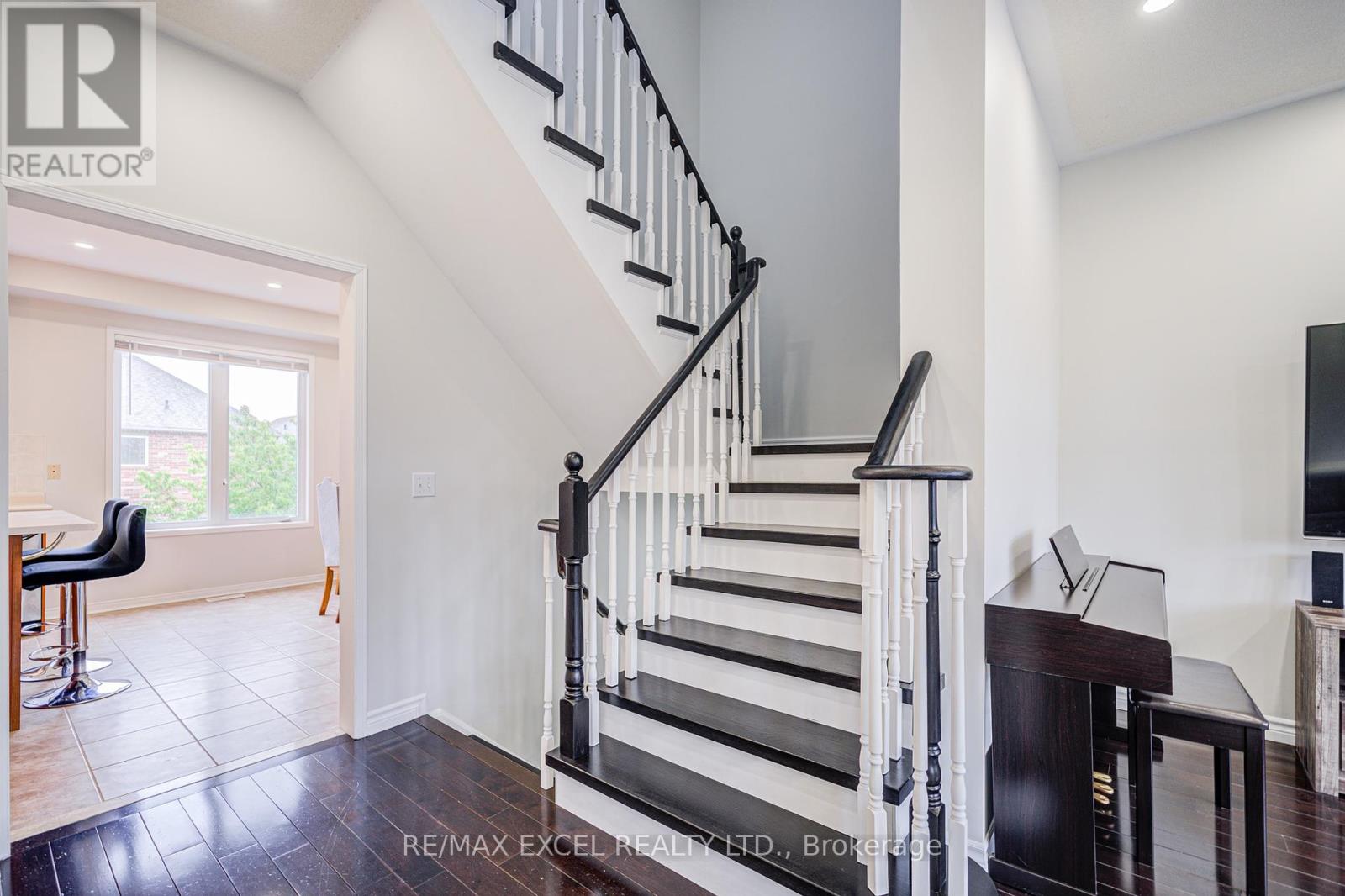3398 Southwick Street, Mississauga, Ontario  L5M 7L5 - Photo 20 - W12168090