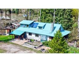 3837 Pass Creek Road, crescent valley, British Columbia