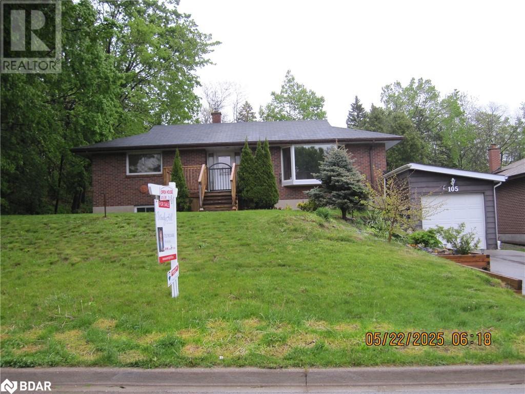 105 Eccles Street N, Barrie, Ontario  L4N 1Y6 - Photo 1 - 40732789