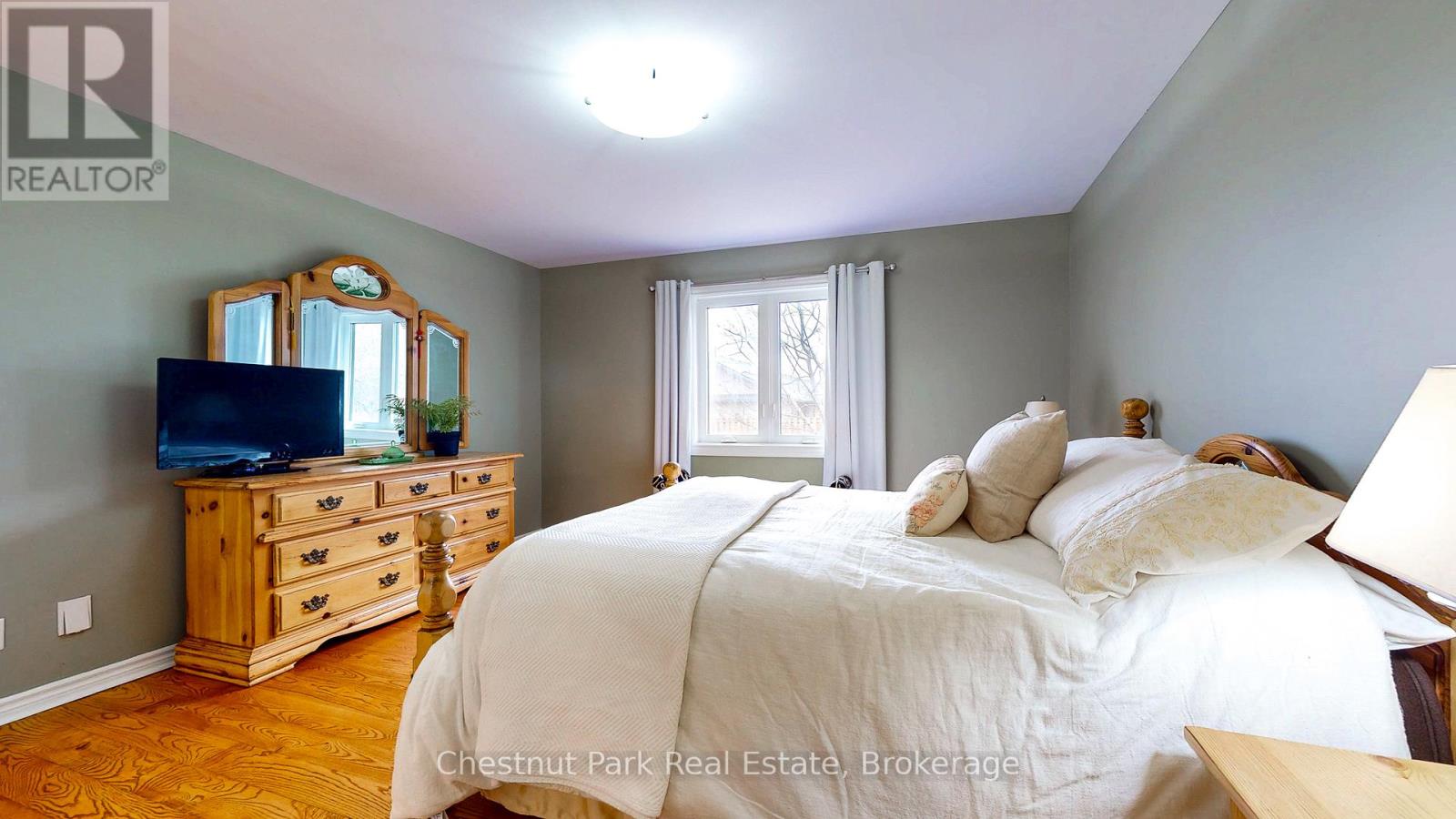 26 St Andrews Drive, Meaford, Ontario  N4L 0A2 - Photo 16 - X12072815
