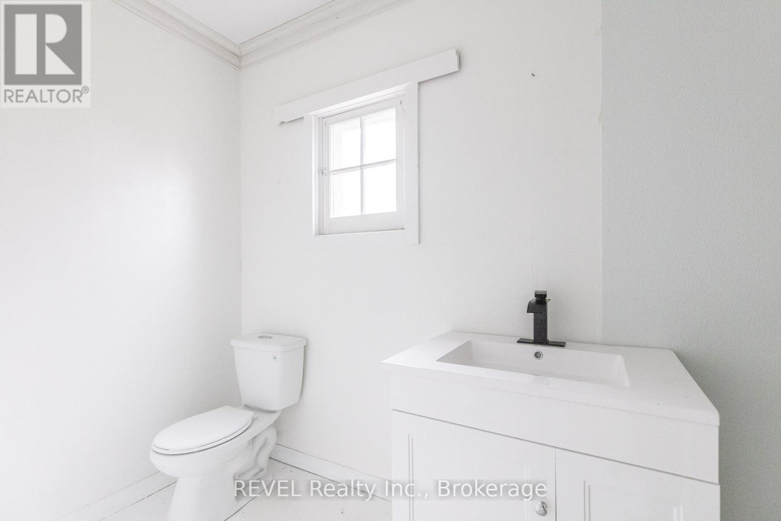 3042 Bethune Avenue, Fort Erie, Ontario  L0S 1N0 - Photo 16 - X12168170