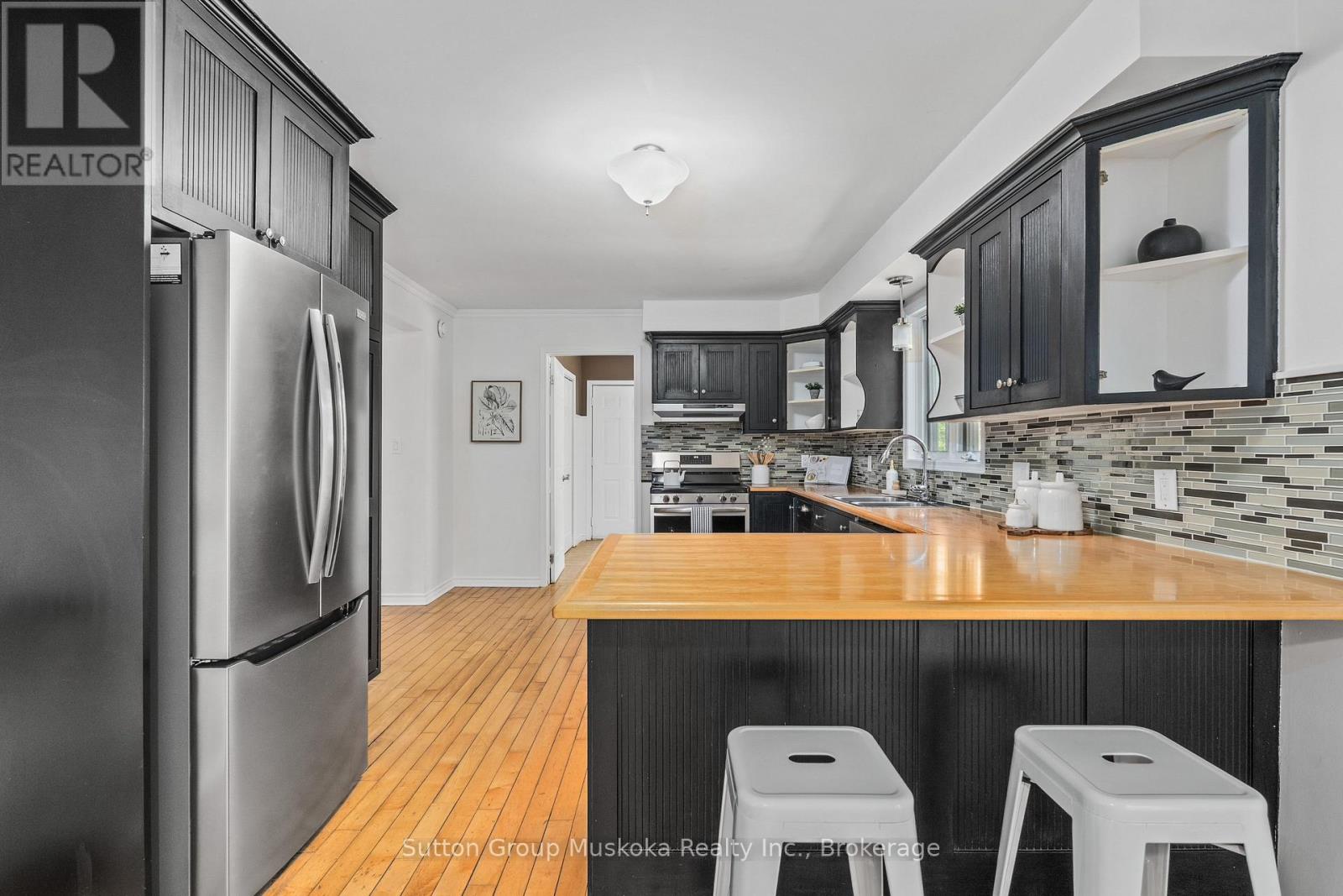 240 Madill Church Road, Huntsville, Ontario  P1H 1A1 - Photo 7 - X12168146