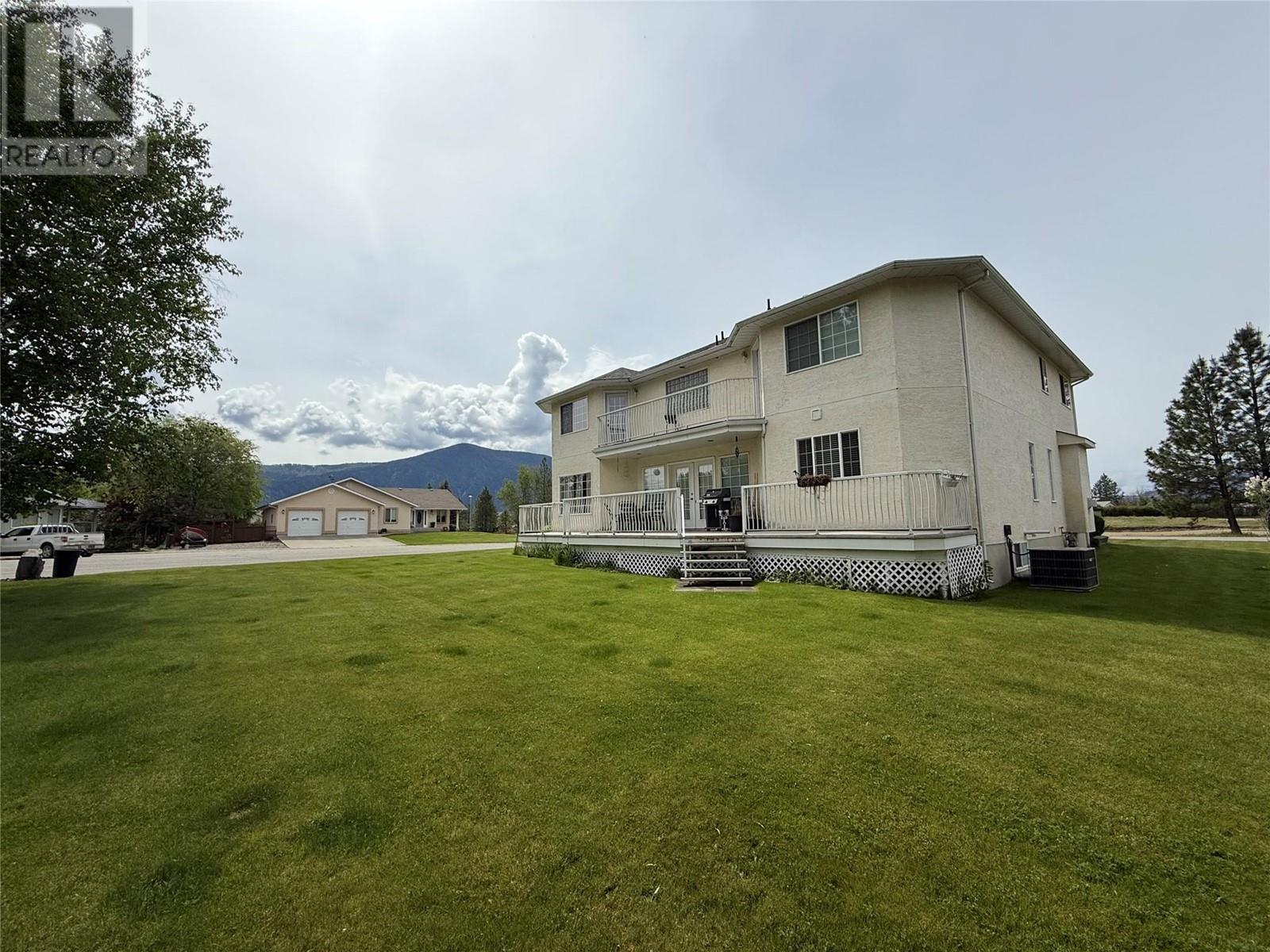 7760 Columbia Drive, Grand Forks, British Columbia  V0H 1H2 - Photo 4 - 10349002