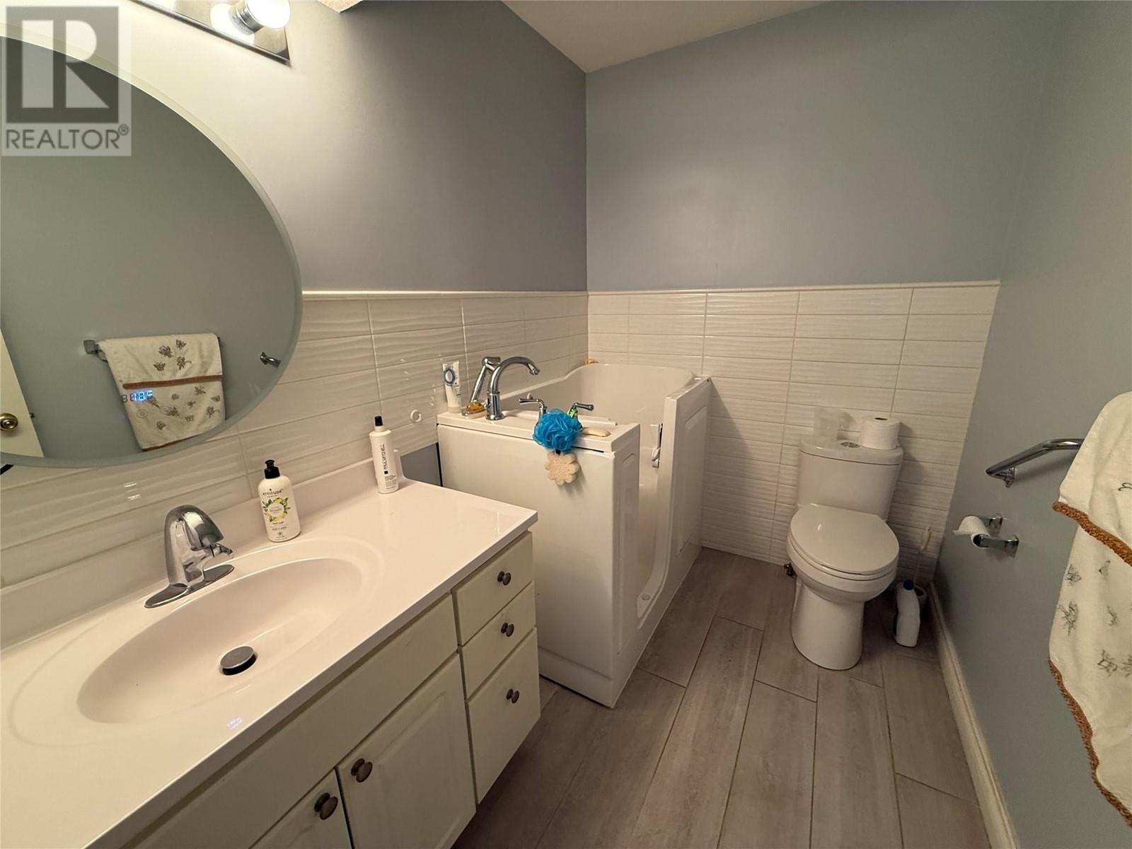 7760 Columbia Drive, Grand Forks, British Columbia  V0H 1H2 - Photo 14 - 10349002