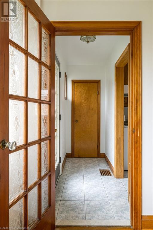 424 Cochrane Road, Hamilton, Ontario  L8K 3G9 - Photo 3 - 40731144