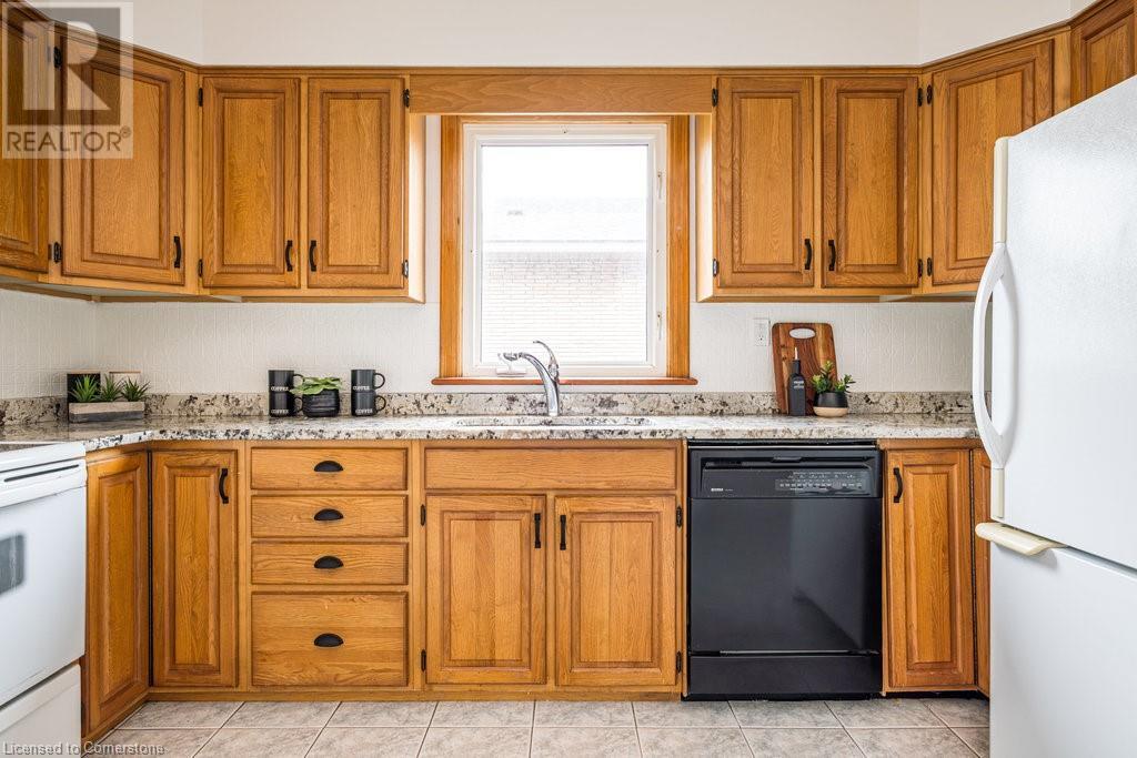 424 Cochrane Road, Hamilton, Ontario  L8K 3G9 - Photo 9 - 40731144