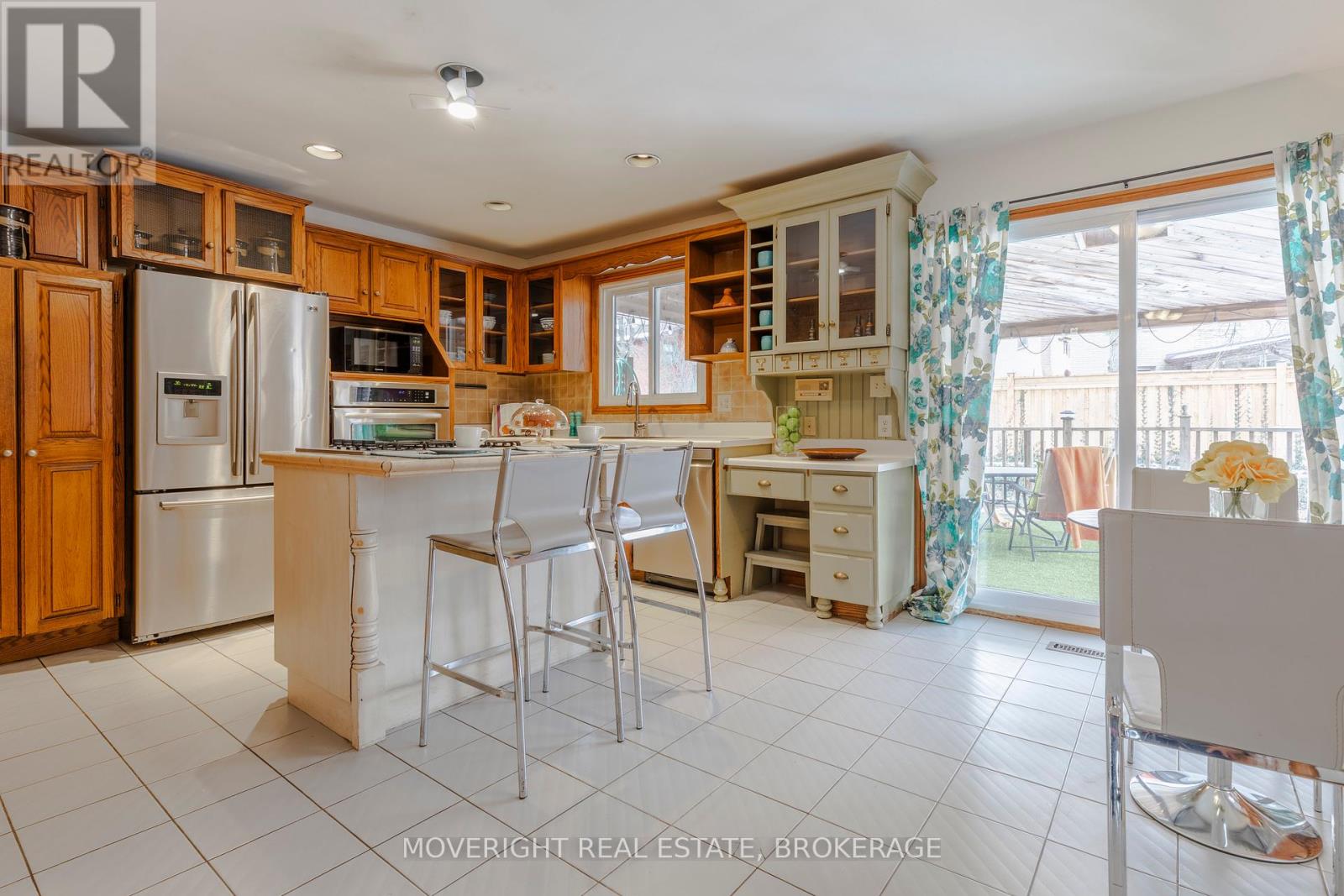 62 Templer Drive, Hamilton, Ontario  L9G 4A9 - Photo 20 - X12114532