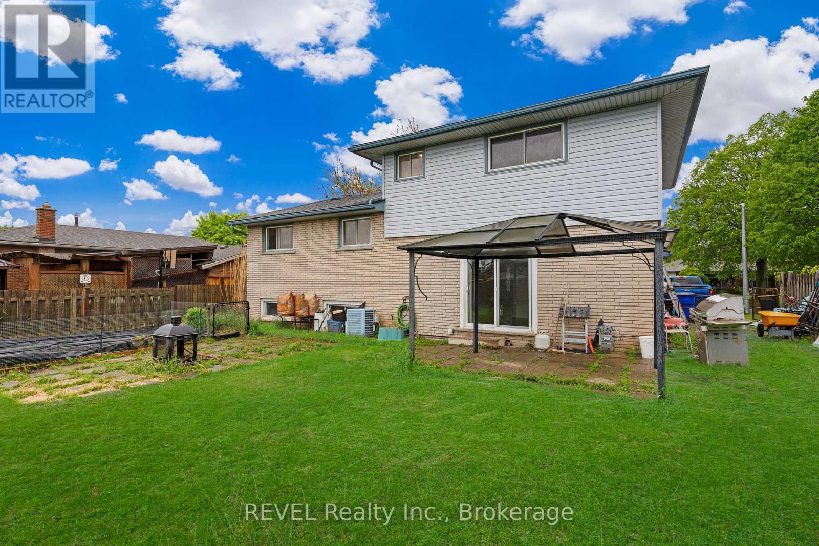 11 Graystone Crescent, Welland (N. Welland), Ontario  L3C 6H4 - Photo 32 - X12168191