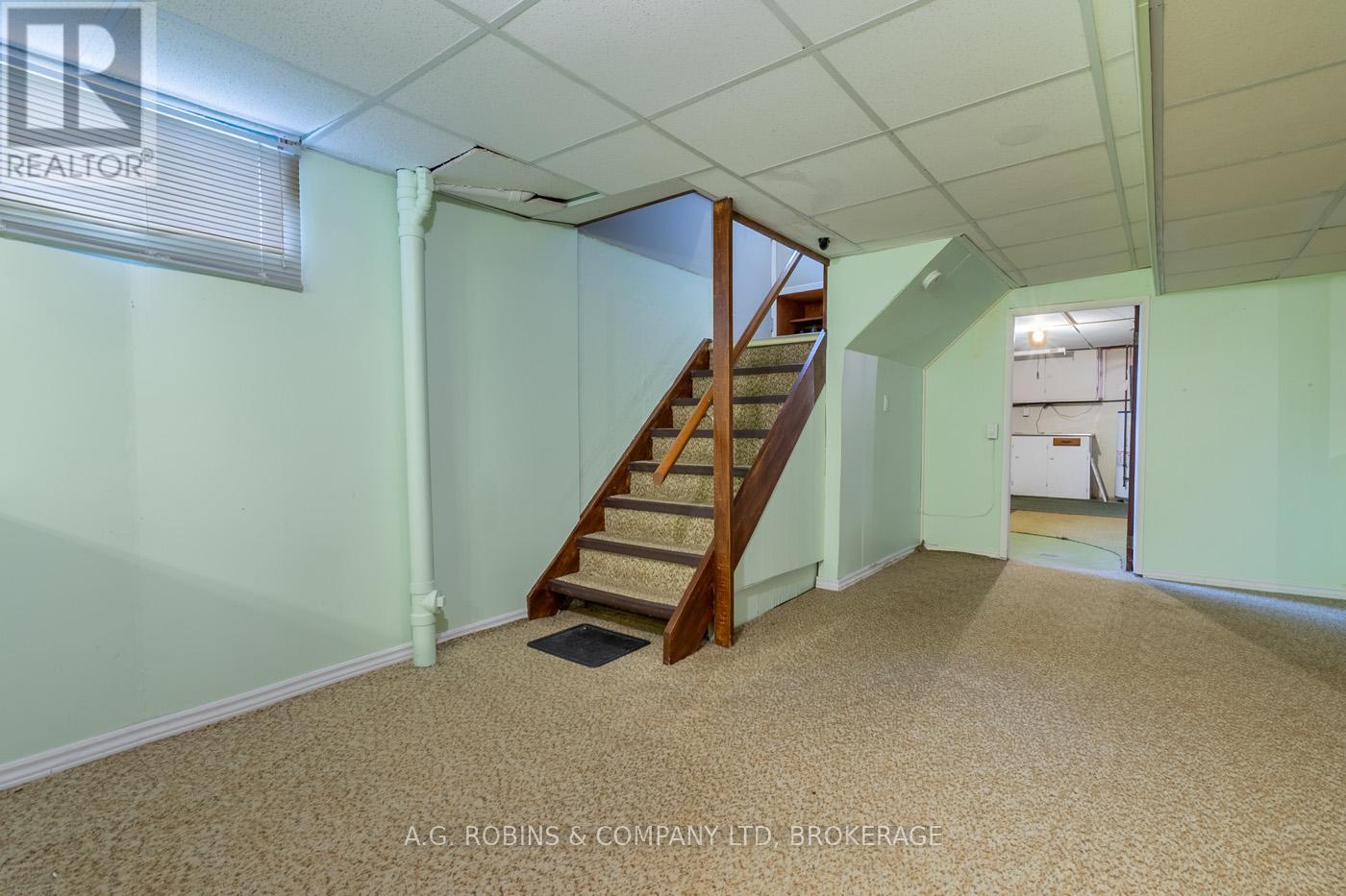 8 Madison Street, Fort Erie, Ontario  L2A 3Z8 - Photo 20 - X12168220