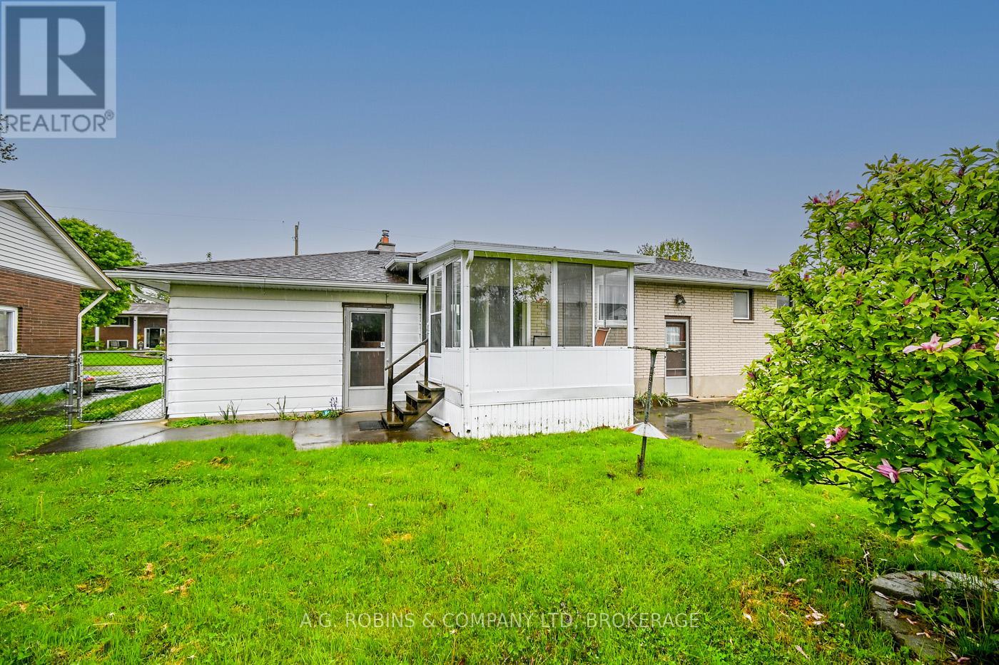 8 Madison Street, Fort Erie, Ontario  L2A 3Z8 - Photo 37 - X12168220